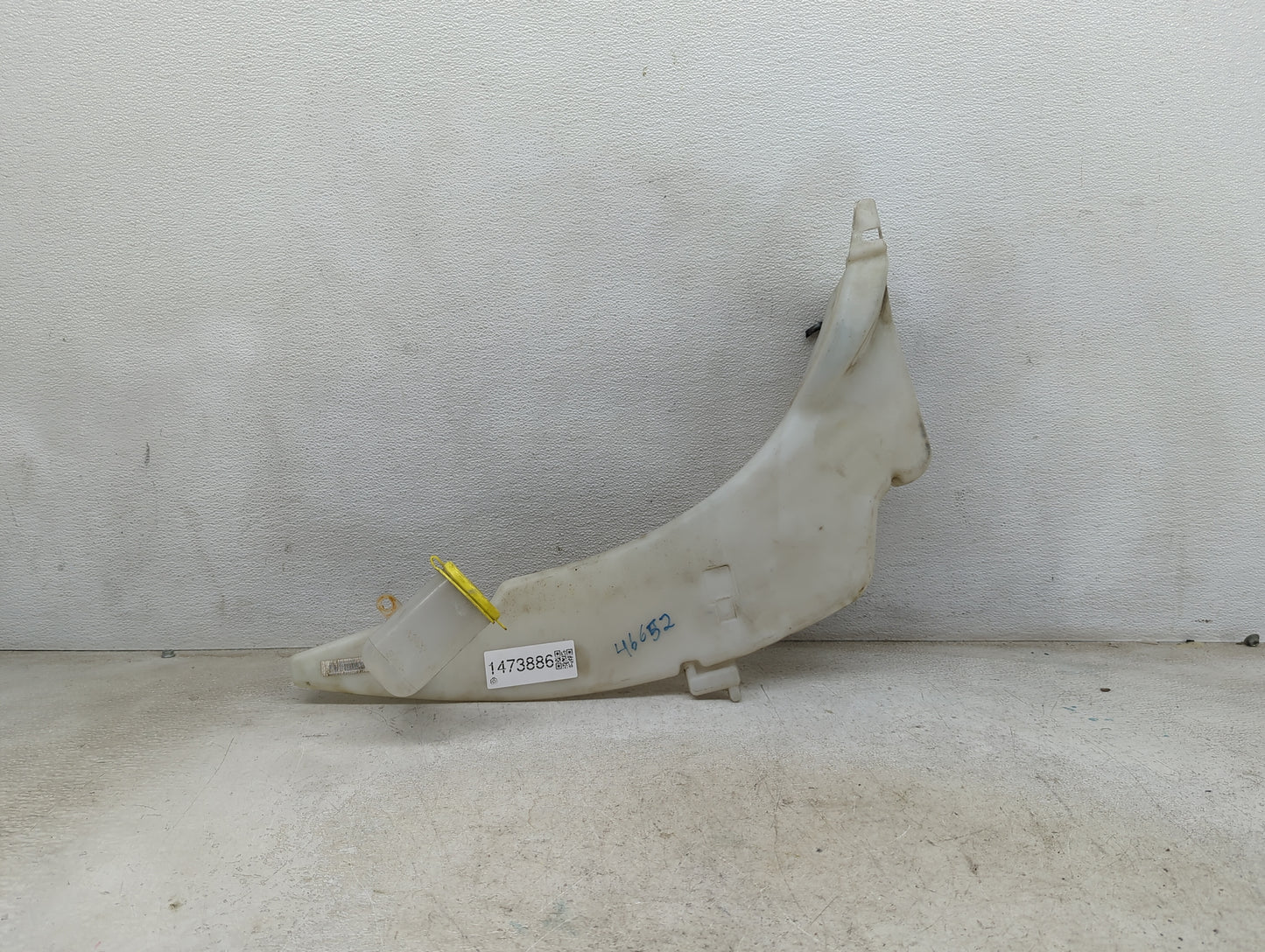 2010 Ford Transit Connect Windshield Washer Fluid Reservoir Bottle Oem - Oemusedautoparts1.com