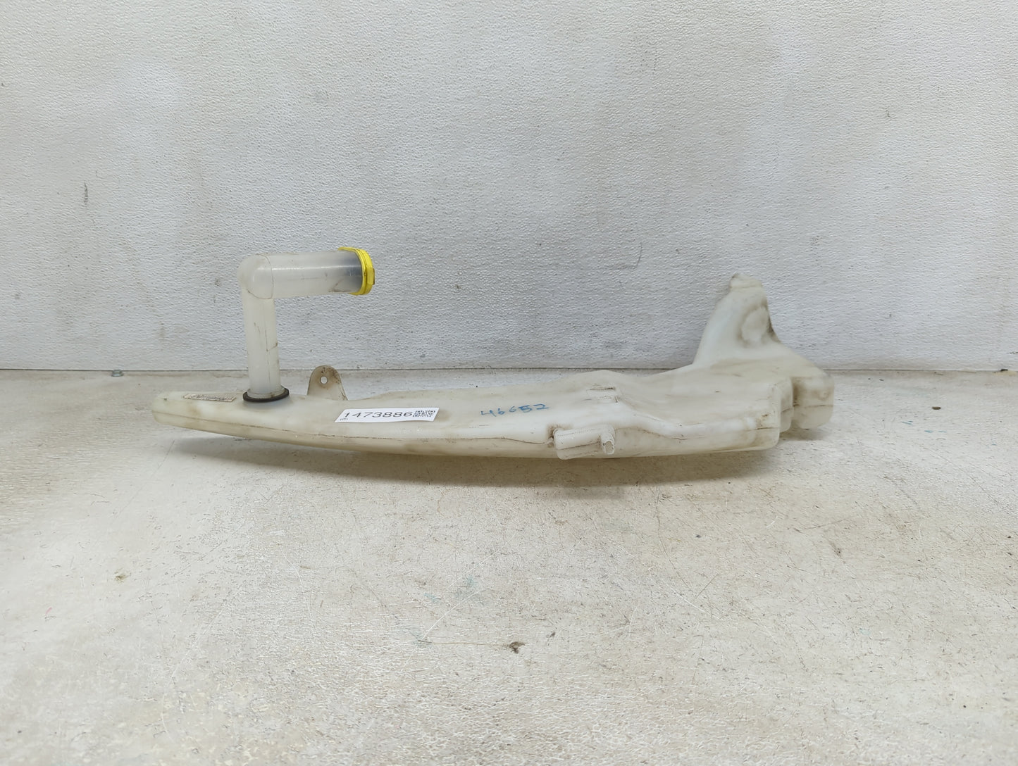 2010 Ford Transit Connect Windshield Washer Fluid Reservoir Bottle Oem - Oemusedautoparts1.com