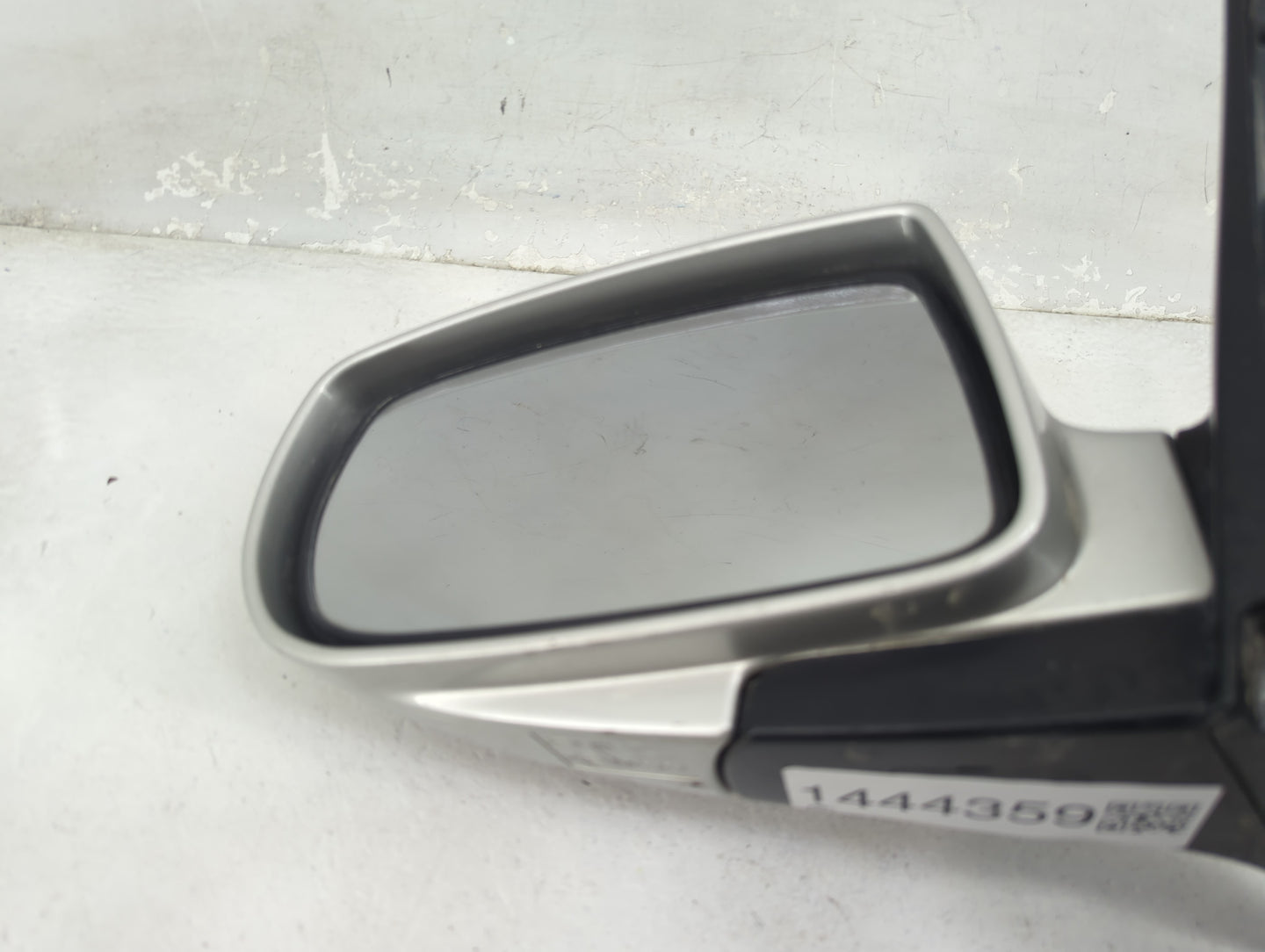 2013 Genesis Coupe Driver Side View Mirror - Left Door Mirror OEM Used - Oemusedautoparts1.com