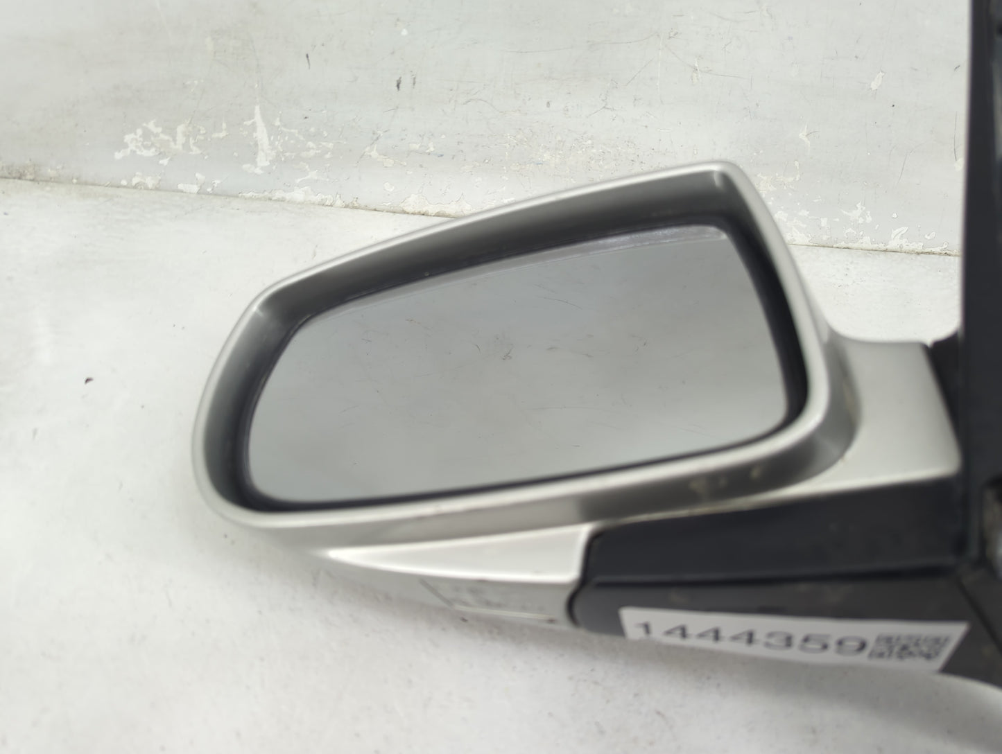2013 Genesis Coupe Driver Side View Mirror - Left Door Mirror OEM Used - Oemusedautoparts1.com