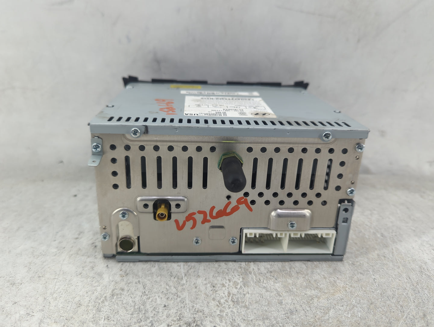 2013 Genesis Genesis Coupe Radio AM FM Cd Player Receiver Replacement P/N:961802M117YHG AC1B0DKAN Fits OEM Used Auto Parts -