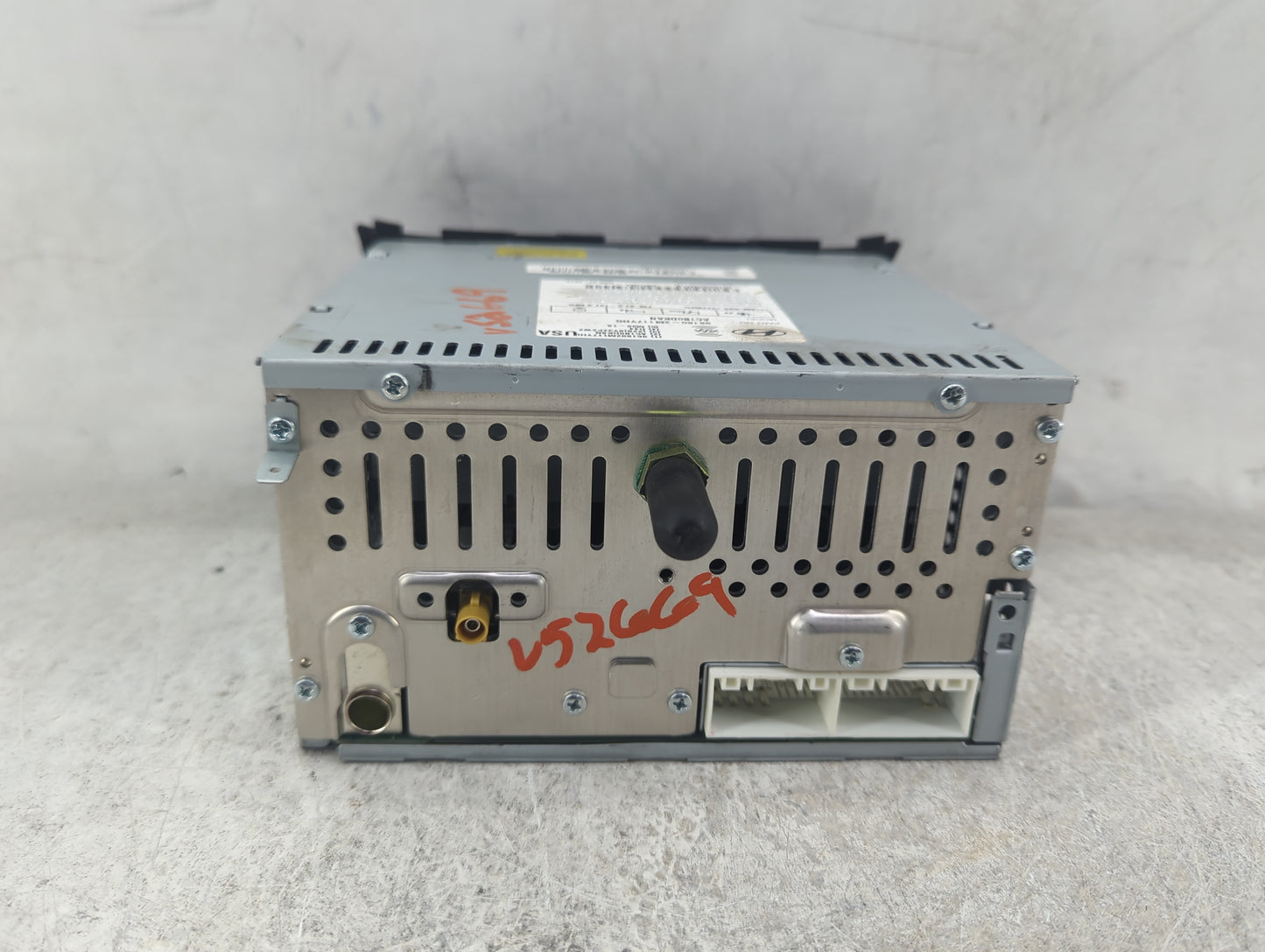 2013 Genesis Genesis Coupe Radio AM FM Cd Player Receiver Replacement P/N:961802M117YHG AC1B0DKAN Fits OEM Used Auto Parts -