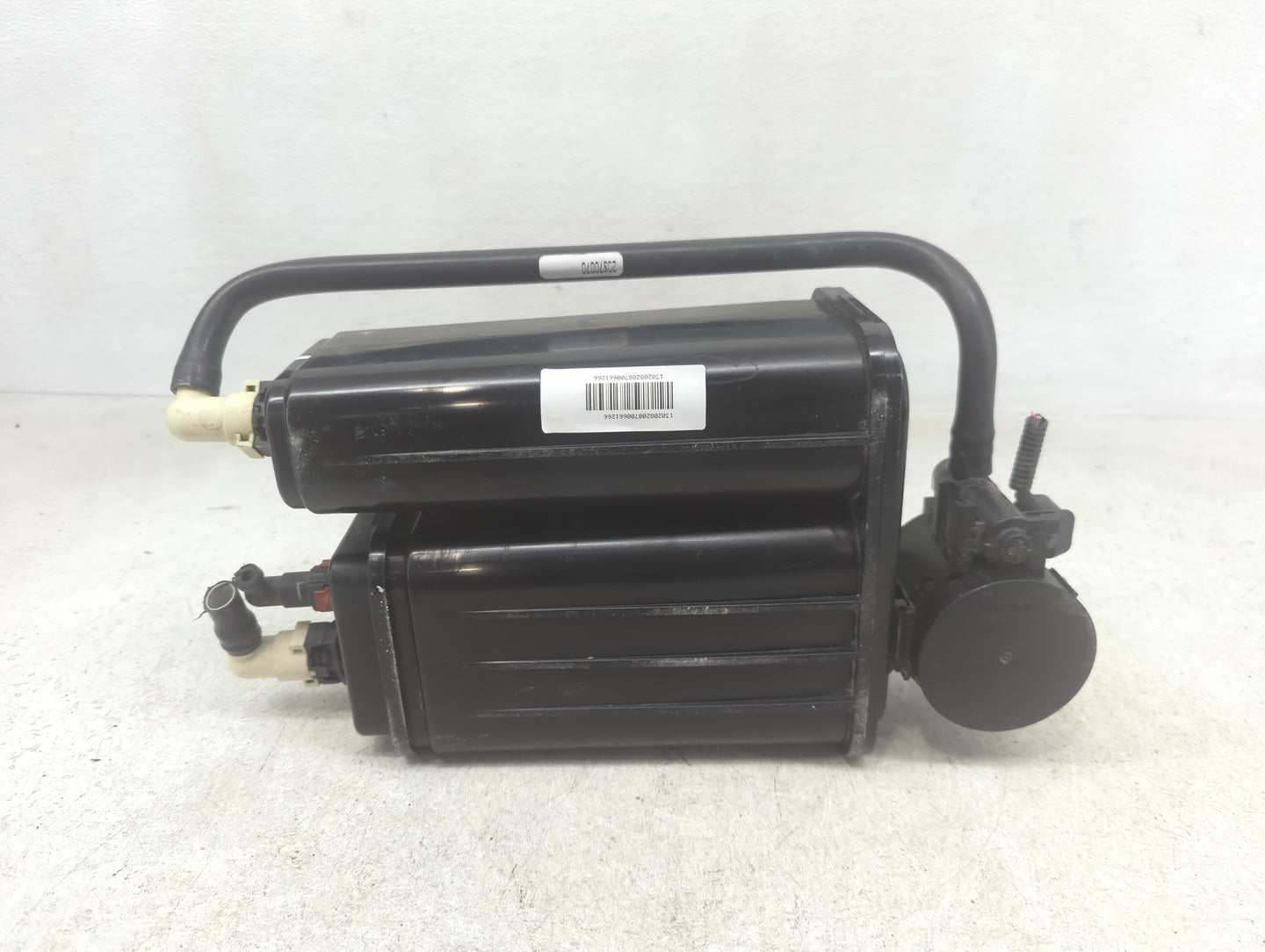 2013 Gmc Acadia Fuel Vapor Charcoal Canister - Oemusedautoparts1.com