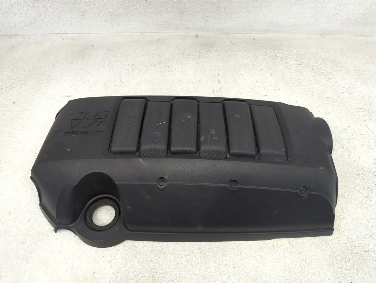 2013 Gmc Acadia Engine Cover 1393321 - Oemusedautoparts1.com