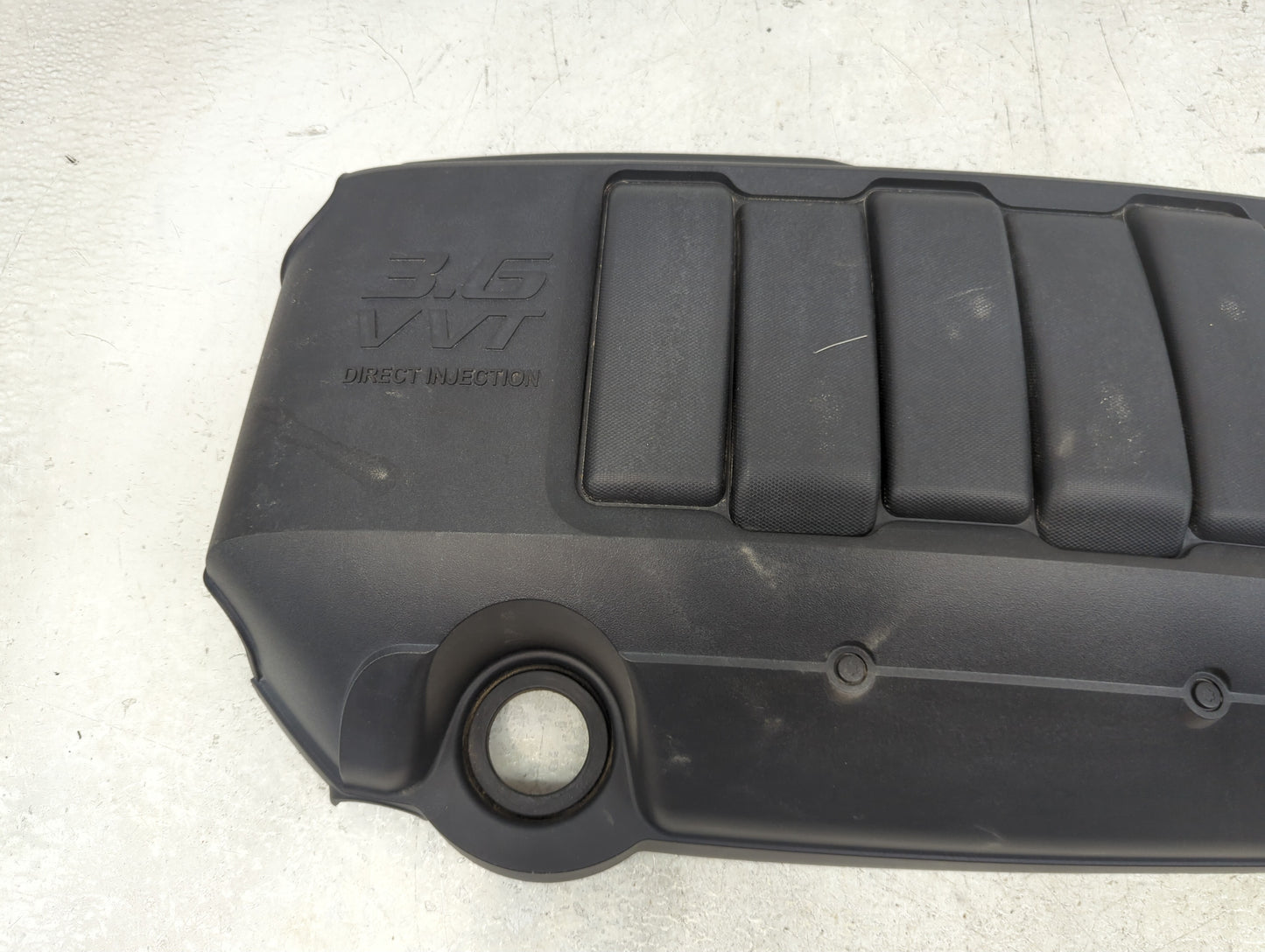 2013 Gmc Acadia Engine Cover - Oemusedautoparts1.com