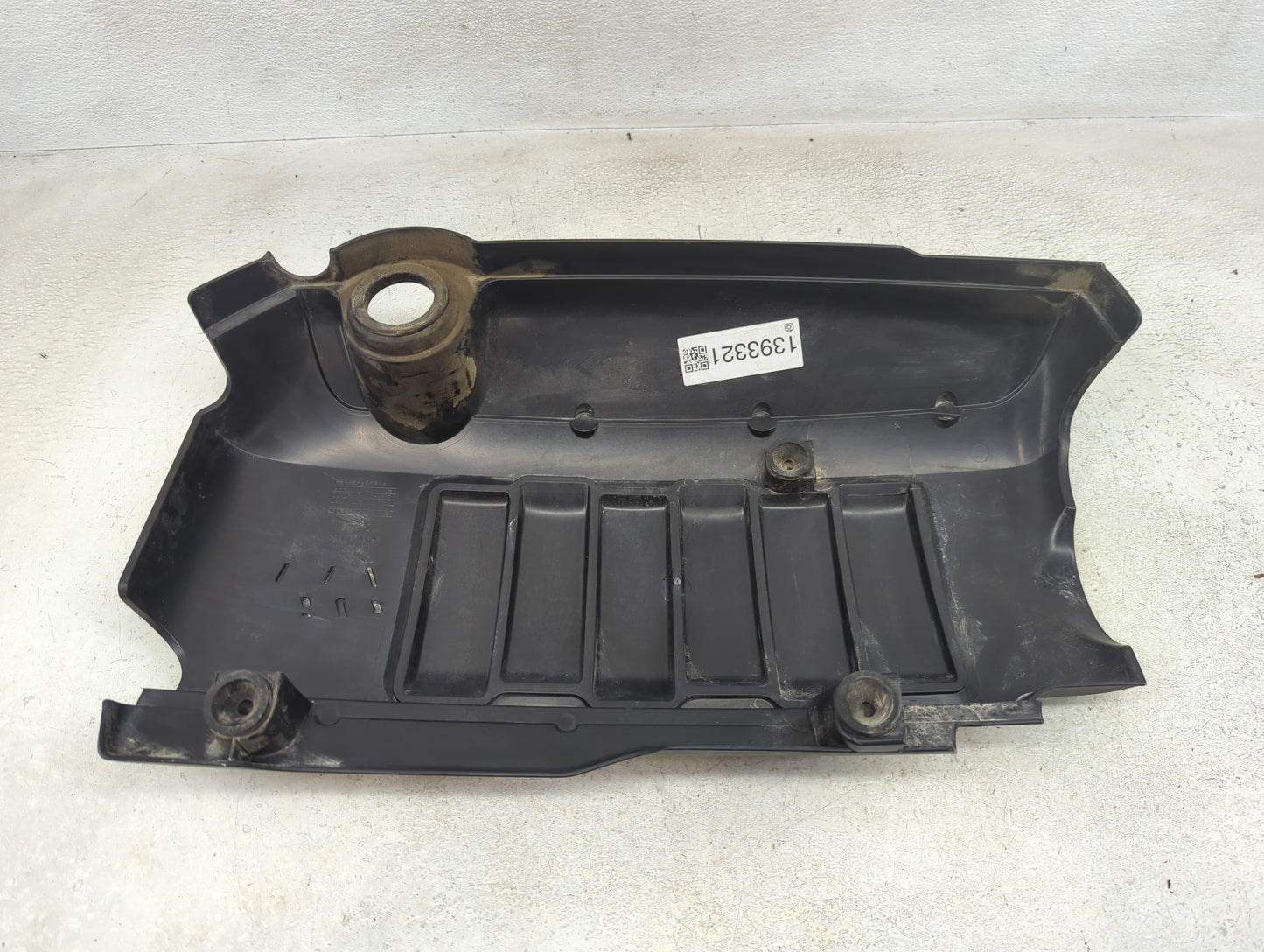 2013 Gmc Acadia Engine Cover - Oemusedautoparts1.com