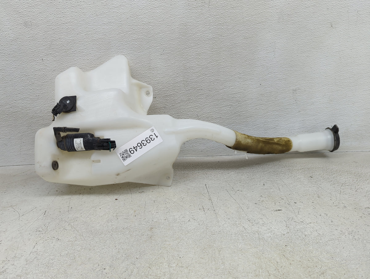 2007-2017 Gmc Acadia Radiator Coolant Overflow Expansion Tank Bottle 1393649 - Oemusedautoparts1.com