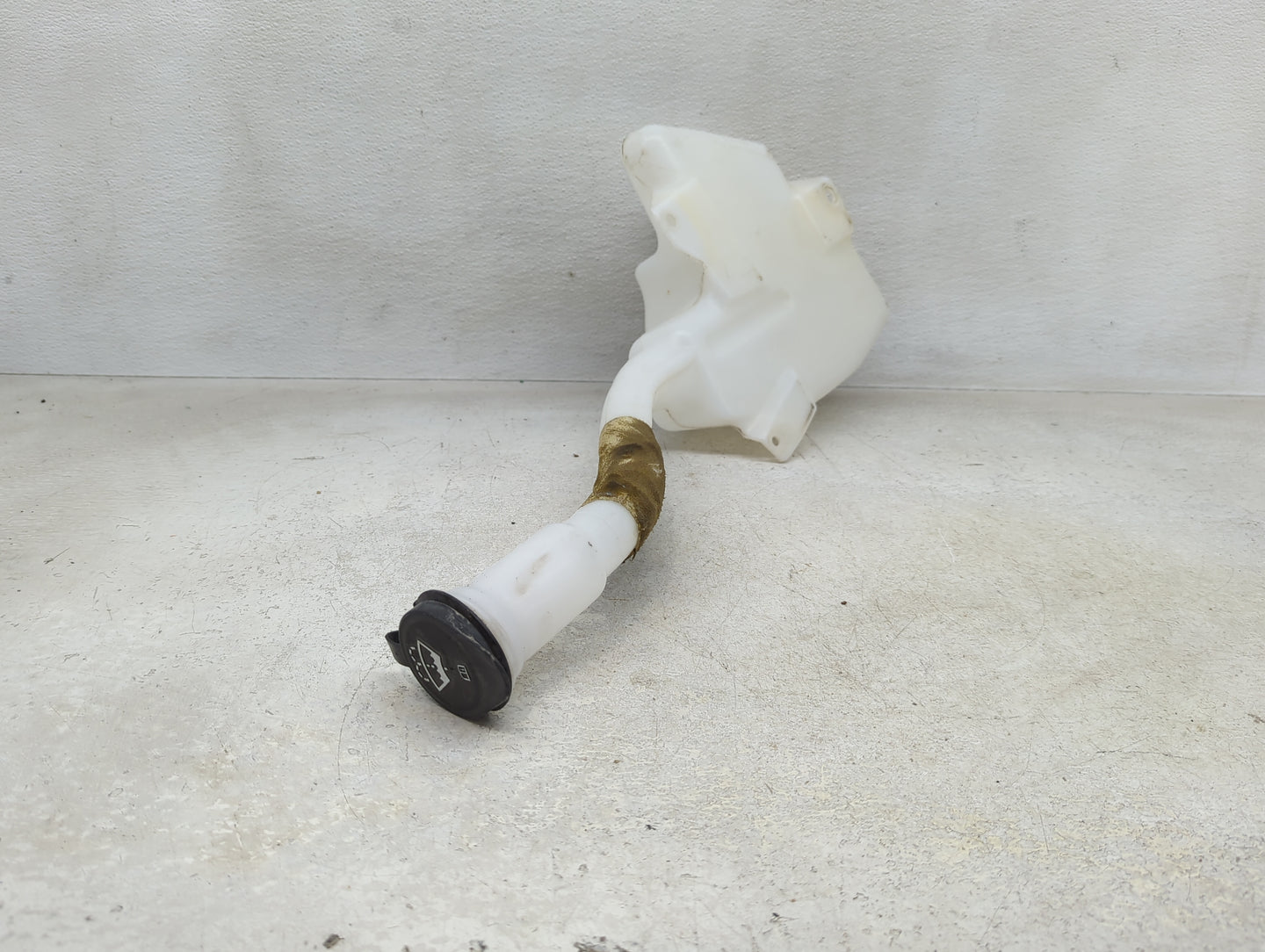 2007-2017 Gmc Acadia Radiator Coolant Overflow Expansion Tank Bottle - Oemusedautoparts1.com