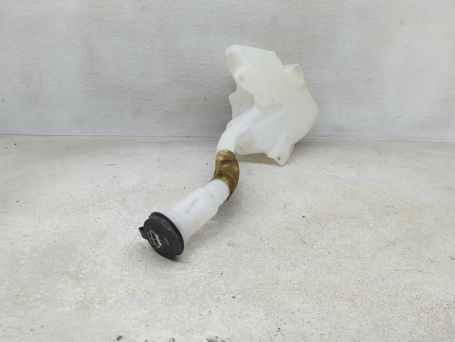 2007-2017 Gmc Acadia Radiator Coolant Overflow Expansion Tank Bottle - Oemusedautoparts1.com