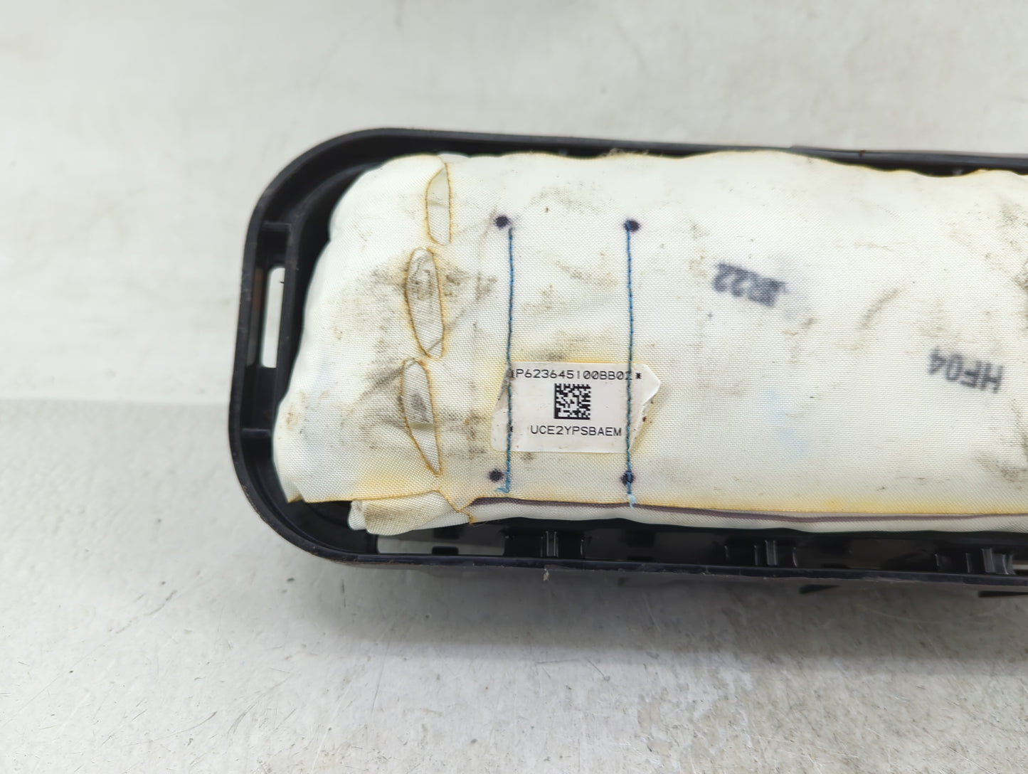 2013-2017 Gmc Acadia Air Bag Passenger Right Dashboard OEM P/N:22926155 Fits Fits 2013 2014 2015 2016 2017 OEM Used Auto Par