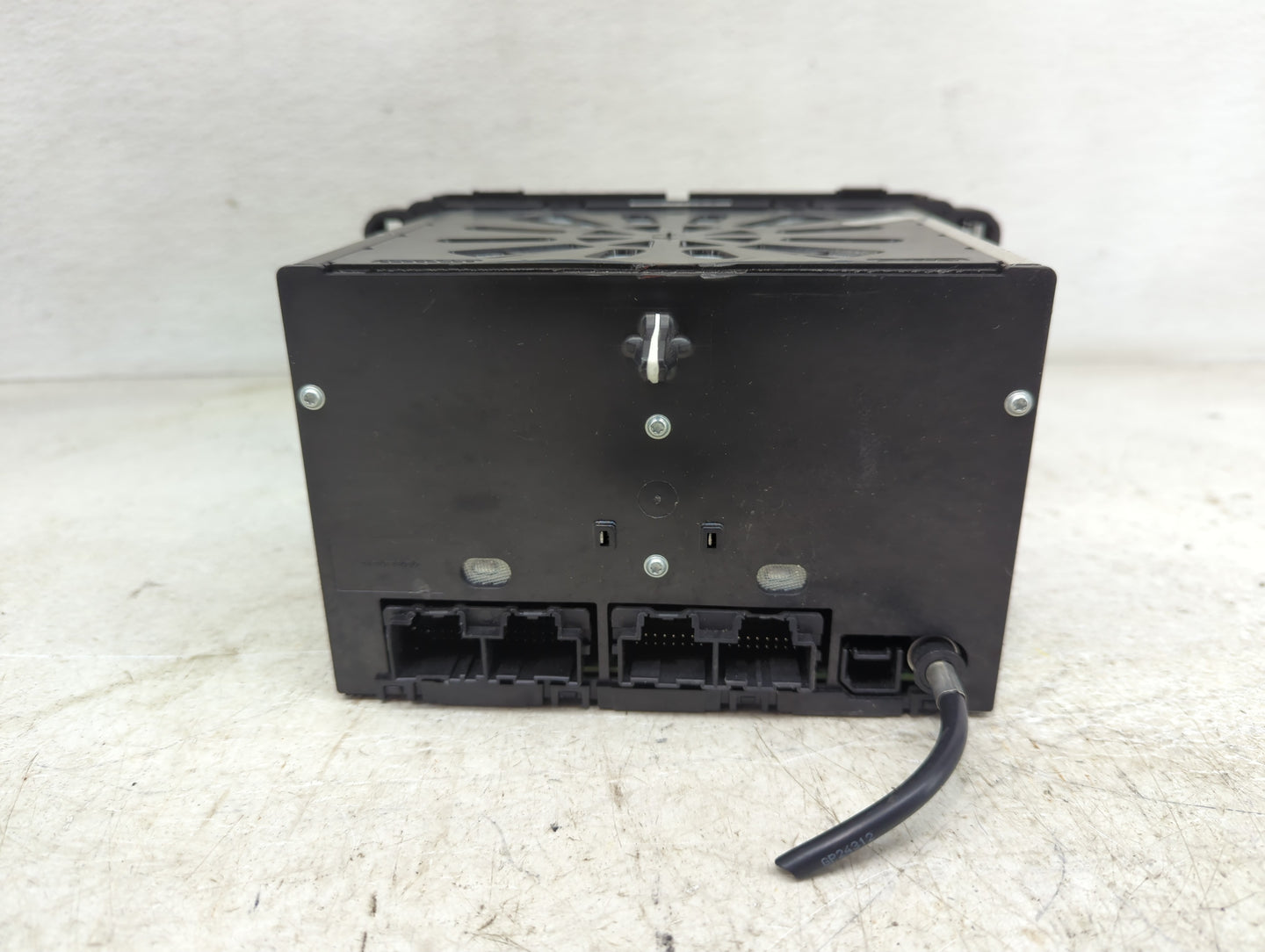 2007-2017 Gmc Acadia Radio AM FM Cd Player Receiver Replacement P/N:23441390 Fits OEM Used Auto Parts - Oemusedautoparts1.co