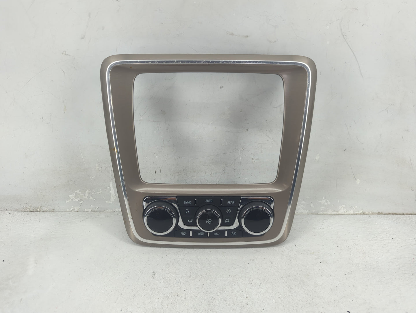 2013-2017 Gmc Acadia Climate Control Module Temperature AC/Heater Replacement P/N:23120466 3239800000000X Fits OEM Used Auto