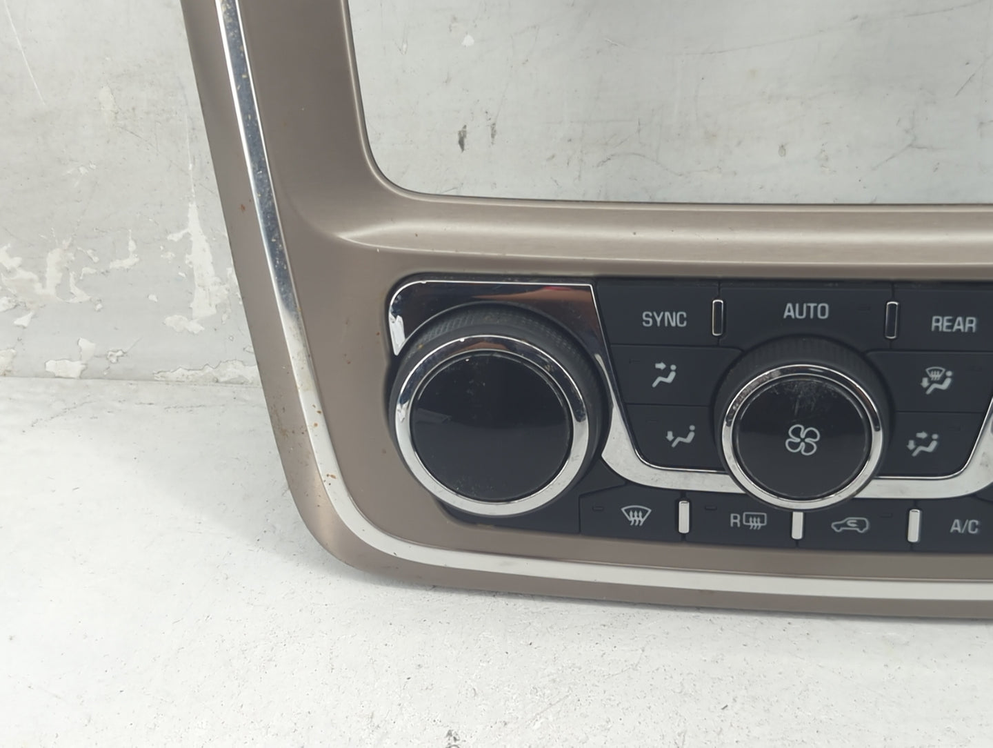 2013-2017 Gmc Acadia Climate Control Module Temperature AC/Heater Replacement P/N:23120466 3239800000000X Fits OEM Used Auto