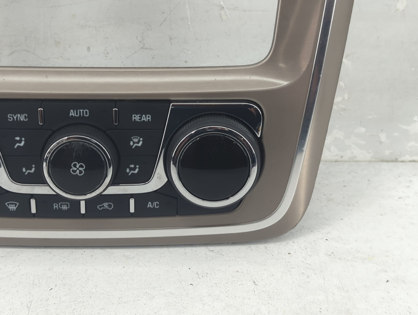 2013-2017 Gmc Acadia Climate Control Module Temperature AC/Heater Replacement P/N:23120466 3239800000000X Fits OEM Used Auto