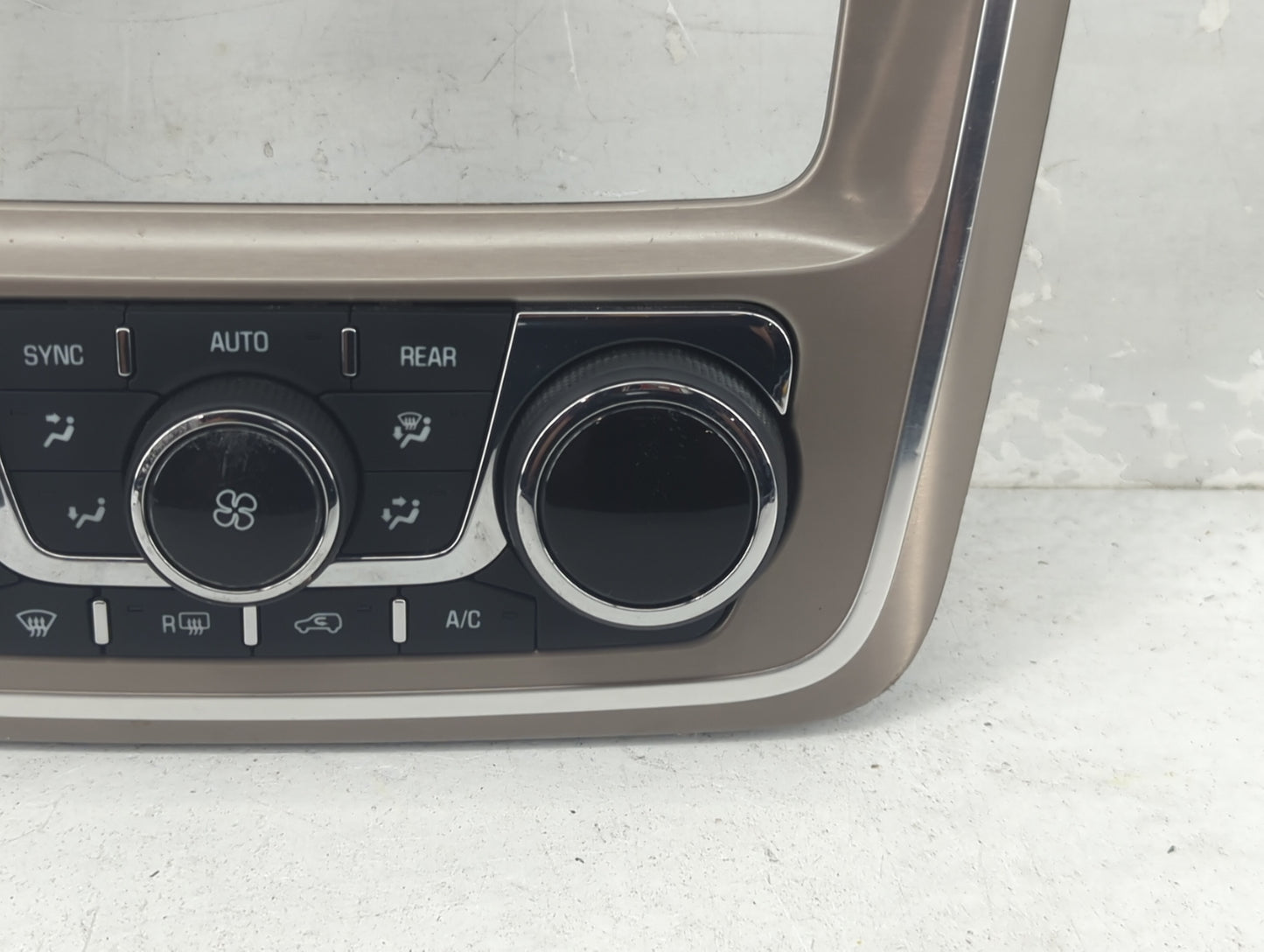 2013-2017 Gmc Acadia Climate Control Module Temperature AC/Heater Replacement P/N:23120466 3239800000000X Fits OEM Used Auto