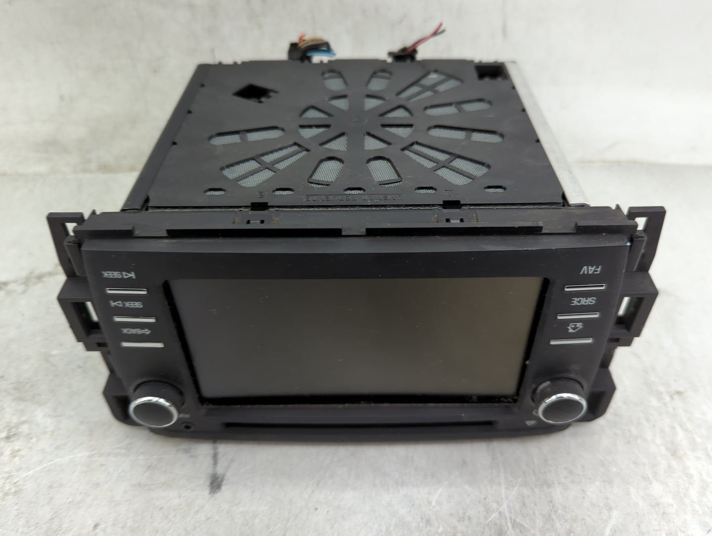 2013-2014 Gmc Acadia Radio AM FM Cd Player Receiver Replacement P/N:23130124 28383694, L2C0050TR, 3432A-0050TR Fits Fits 201