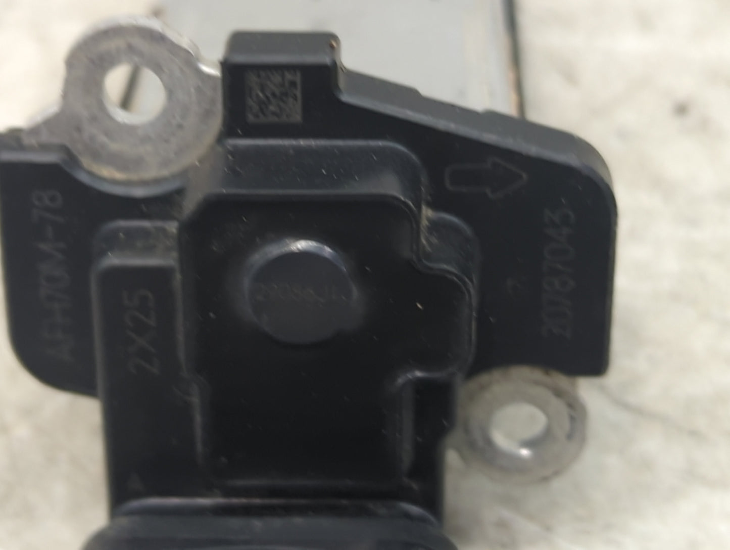 2012-2022 Gmc Acadia Mass Air Flow Meter Maf 1487868 - Oemusedautoparts1.com