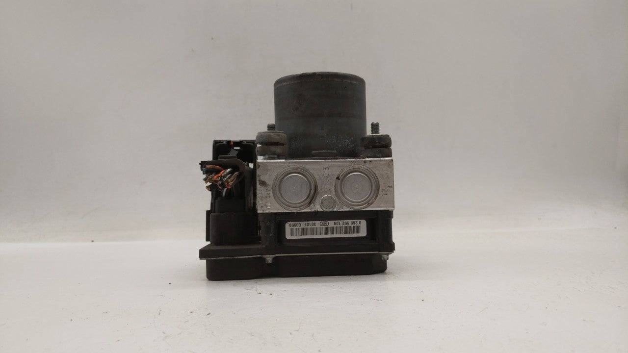 2012-2017 Gmc Acadia ABS Pump Control Module Replacement P/N:22822156 22912779, 22893247 Fits Fits 2012 2013 2014 2015 2016 