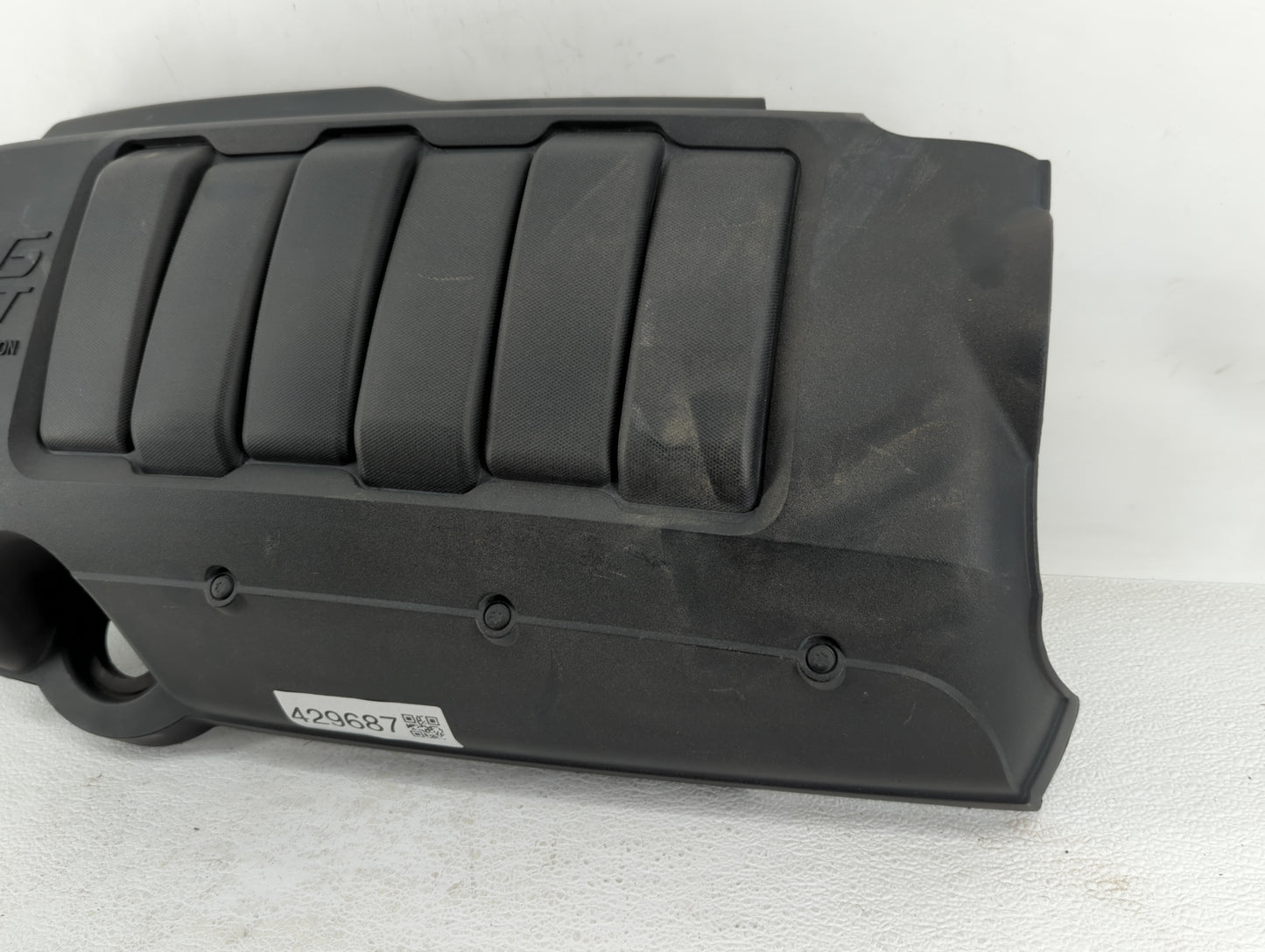 2013 Gmc Acadia Engine Cover - Oemusedautoparts1.com