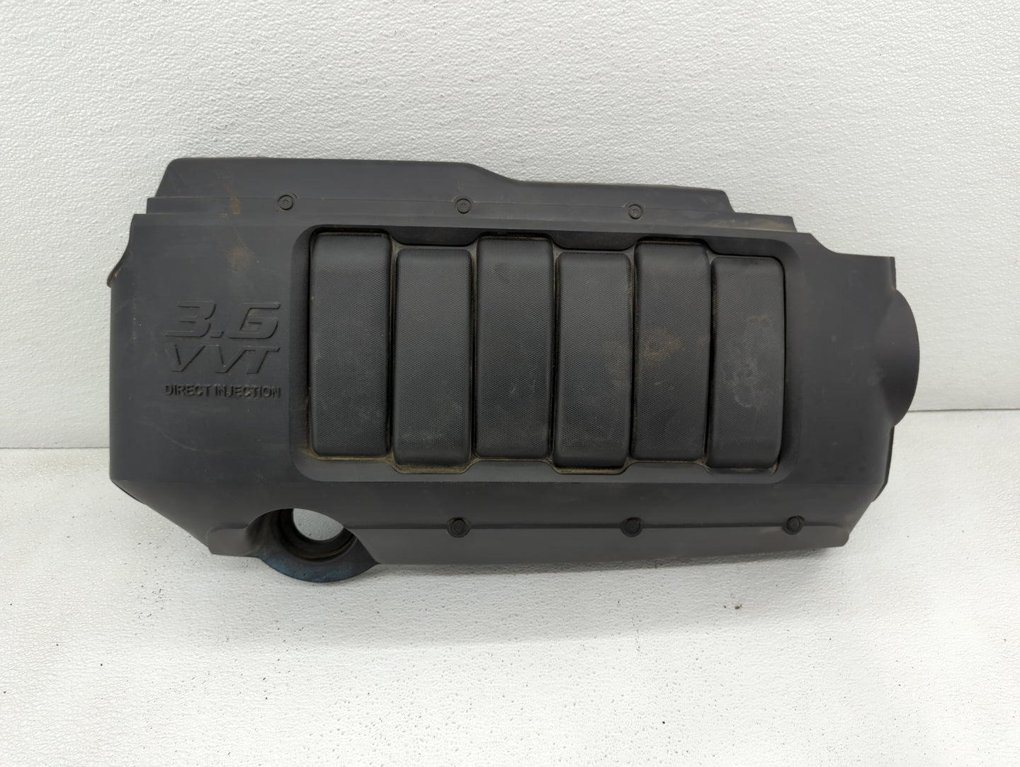 2013 Gmc Acadia Engine Cover - Oemusedautoparts1.com