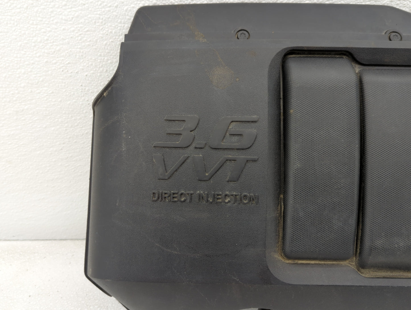 2013 Gmc Acadia Engine Cover - Oemusedautoparts1.com