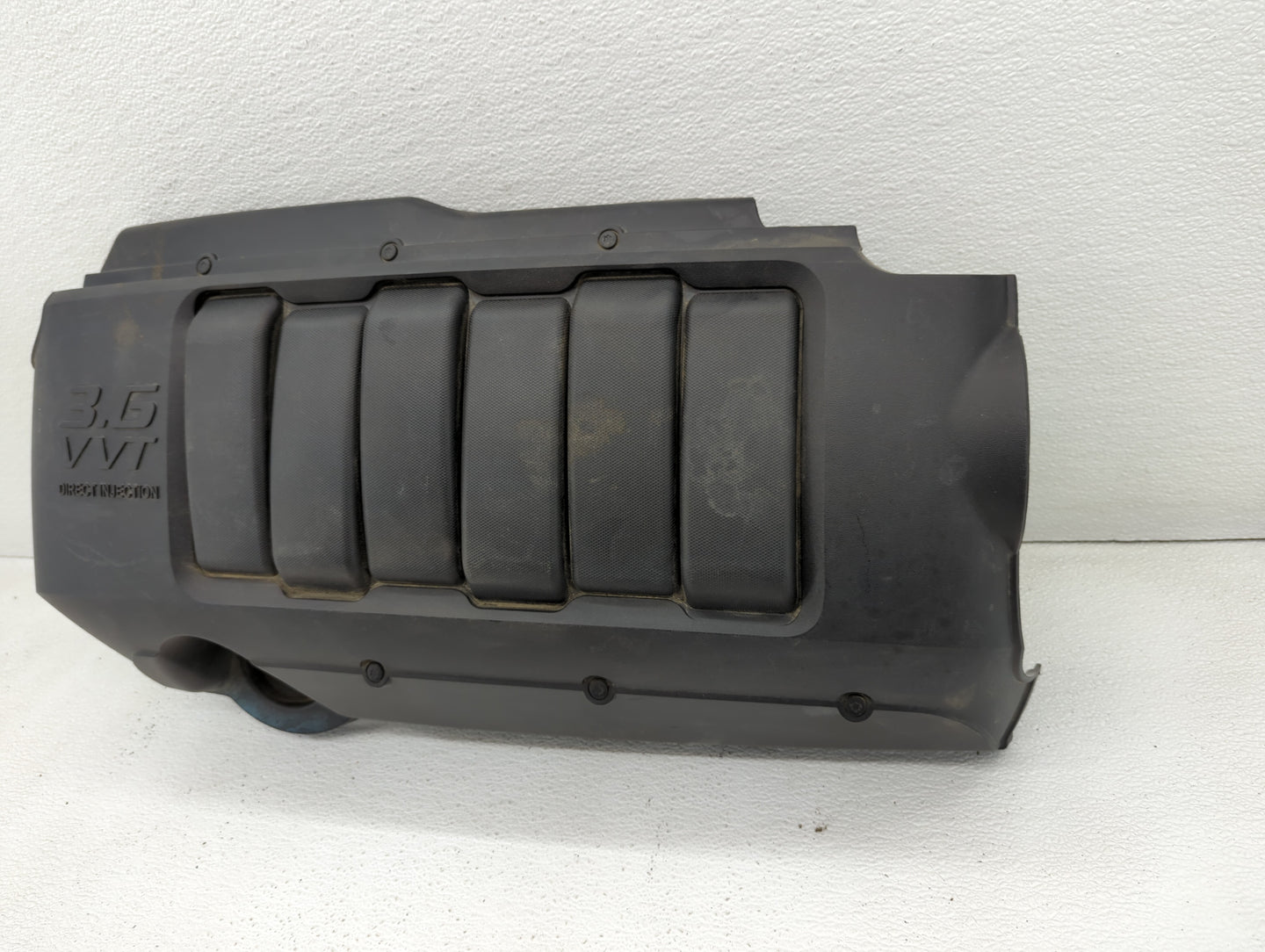 2013 Gmc Acadia Engine Cover - Oemusedautoparts1.com