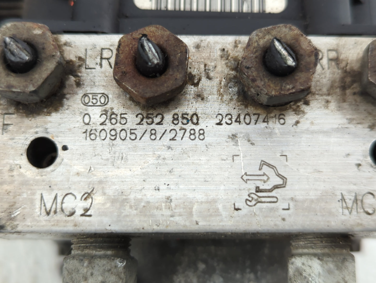 2012-2017 Gmc Acadia ABS Pump Control Module Replacement P/N:23407416 22912777, 22822155 Fits Fits 2012 2013 2014 2015 2016 