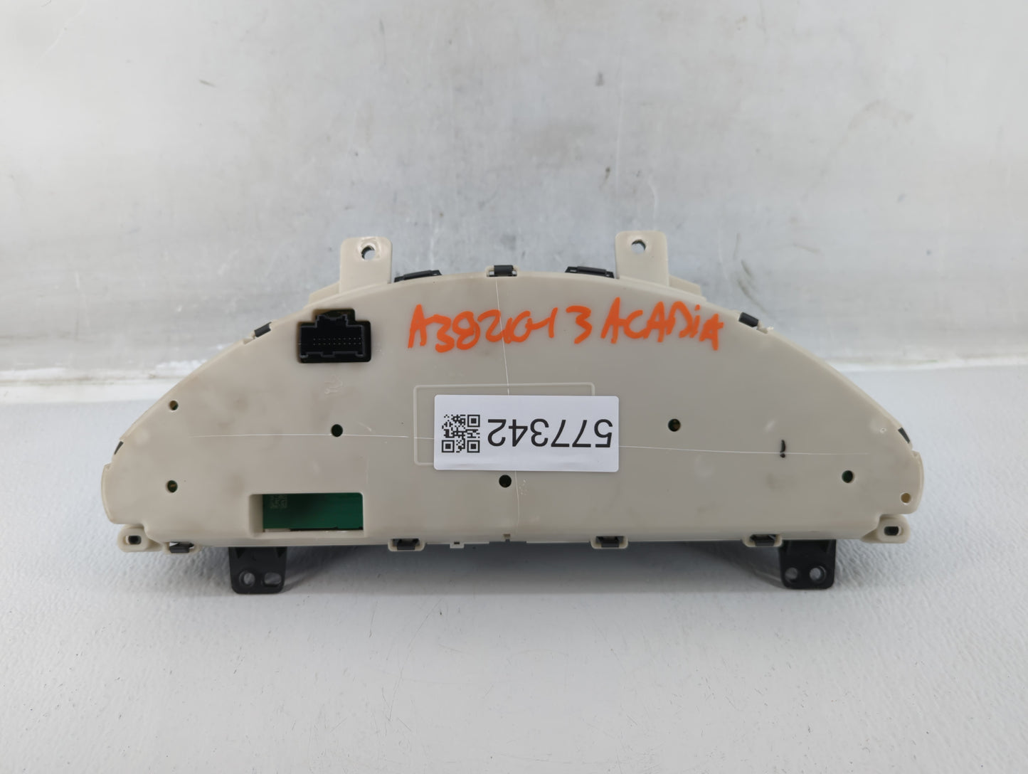 2013 Gmc Acadia Instrument Cluster Speedometer Gauges P/N:22971813 Fits OEM Used Auto Parts - Oemusedautoparts1.com