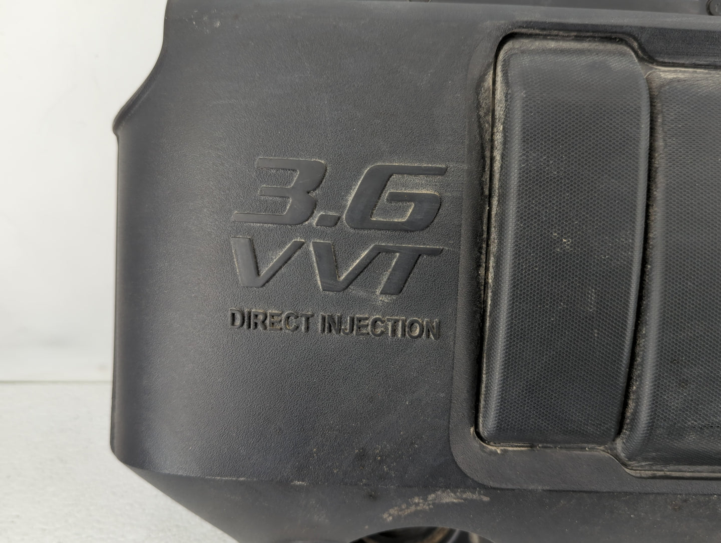 2013 Gmc Acadia Engine Cover - Oemusedautoparts1.com