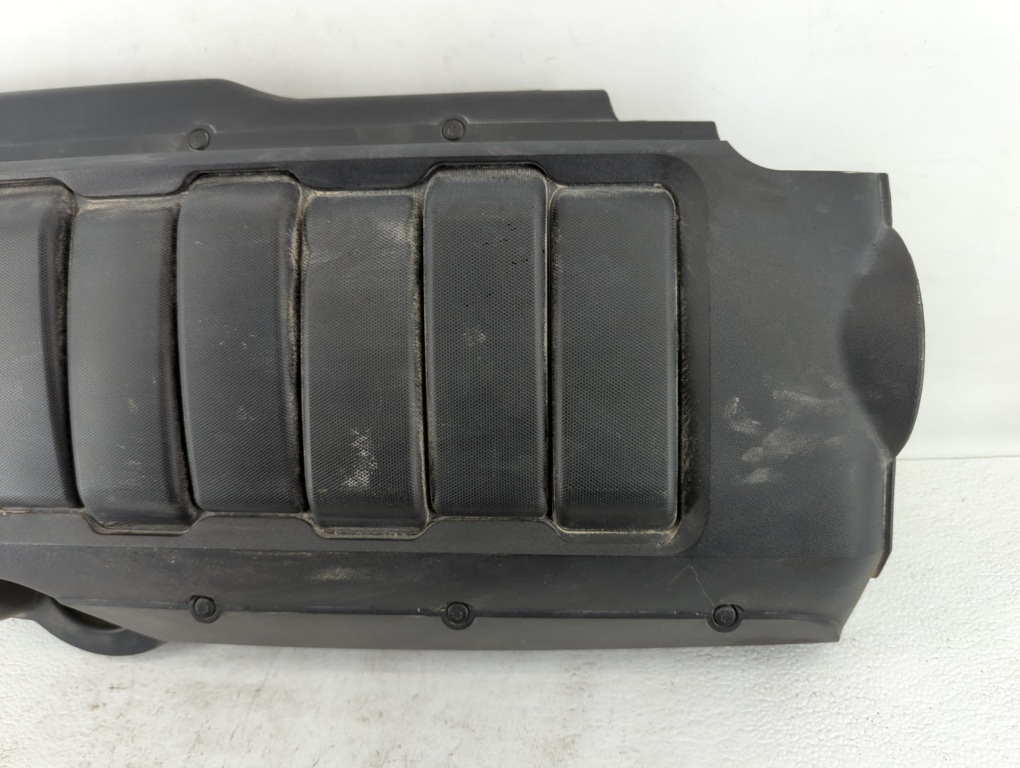 2013 Gmc Acadia Engine Cover - Oemusedautoparts1.com