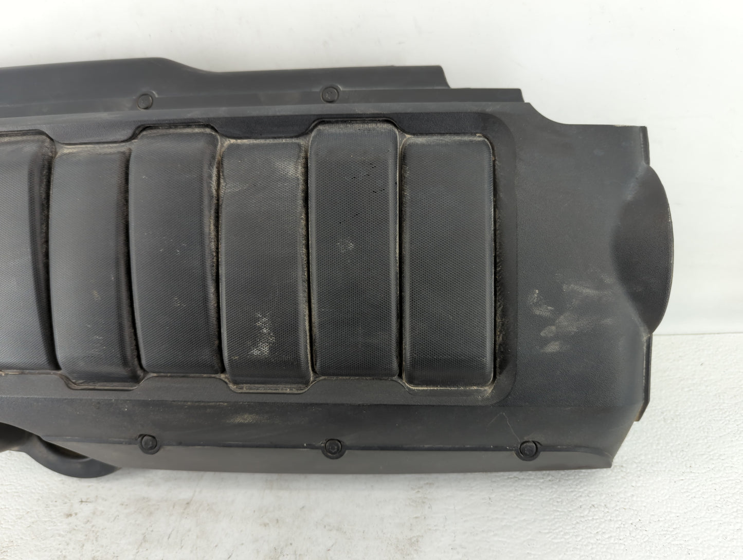 2013 Gmc Acadia Engine Cover - Oemusedautoparts1.com