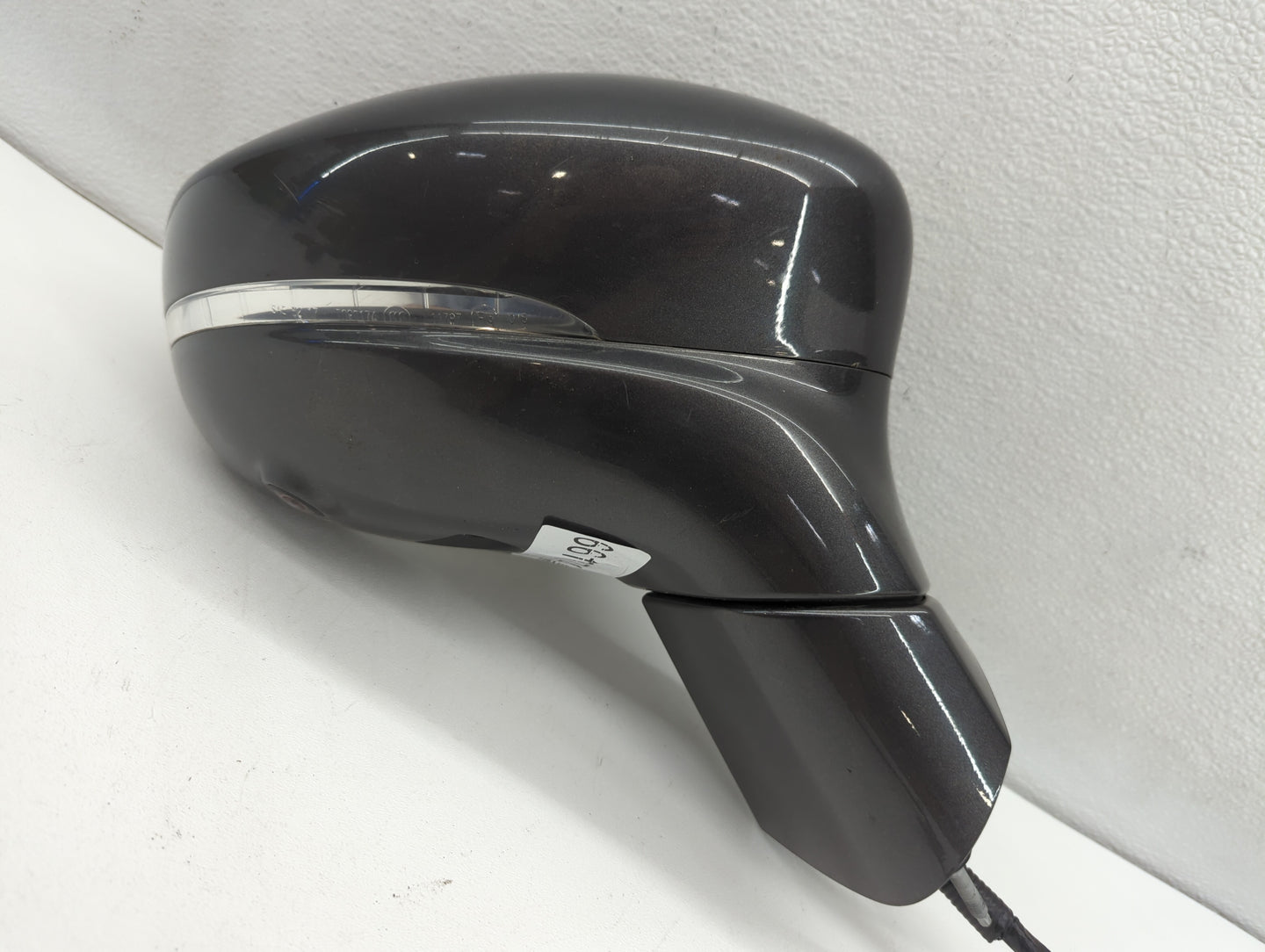 2009-2014 Gmc Acadia Passenger Right Side View Manual Door Mirror Grey - Oemusedautoparts1.com