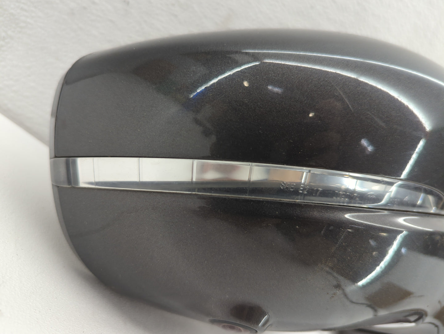 2009-2014 Gmc Acadia Passenger Right Side View Manual Door Mirror Grey - Oemusedautoparts1.com