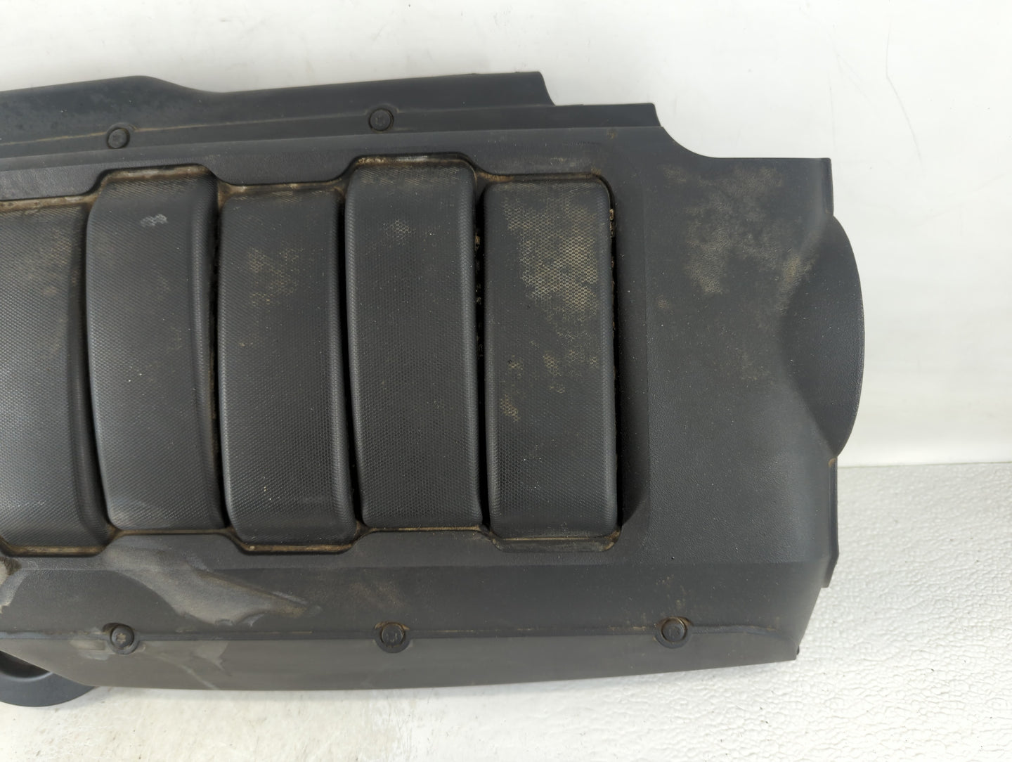 2013 Gmc Acadia Engine Cover - Oemusedautoparts1.com