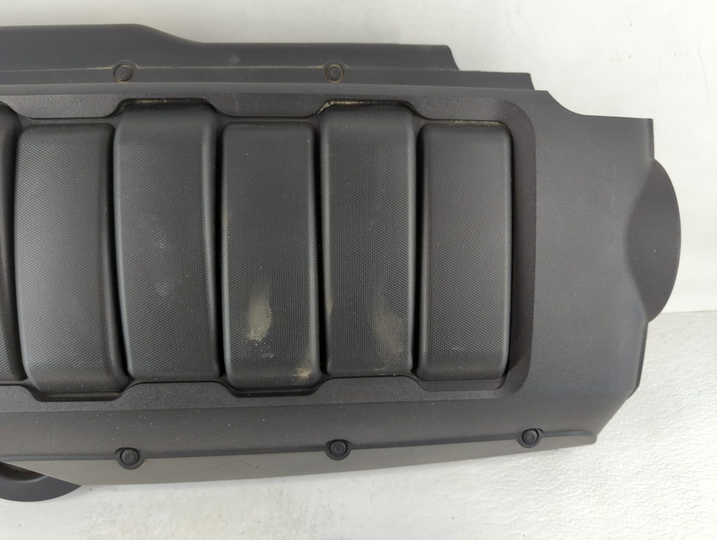 2013 Gmc Acadia Engine Cover - Oemusedautoparts1.com