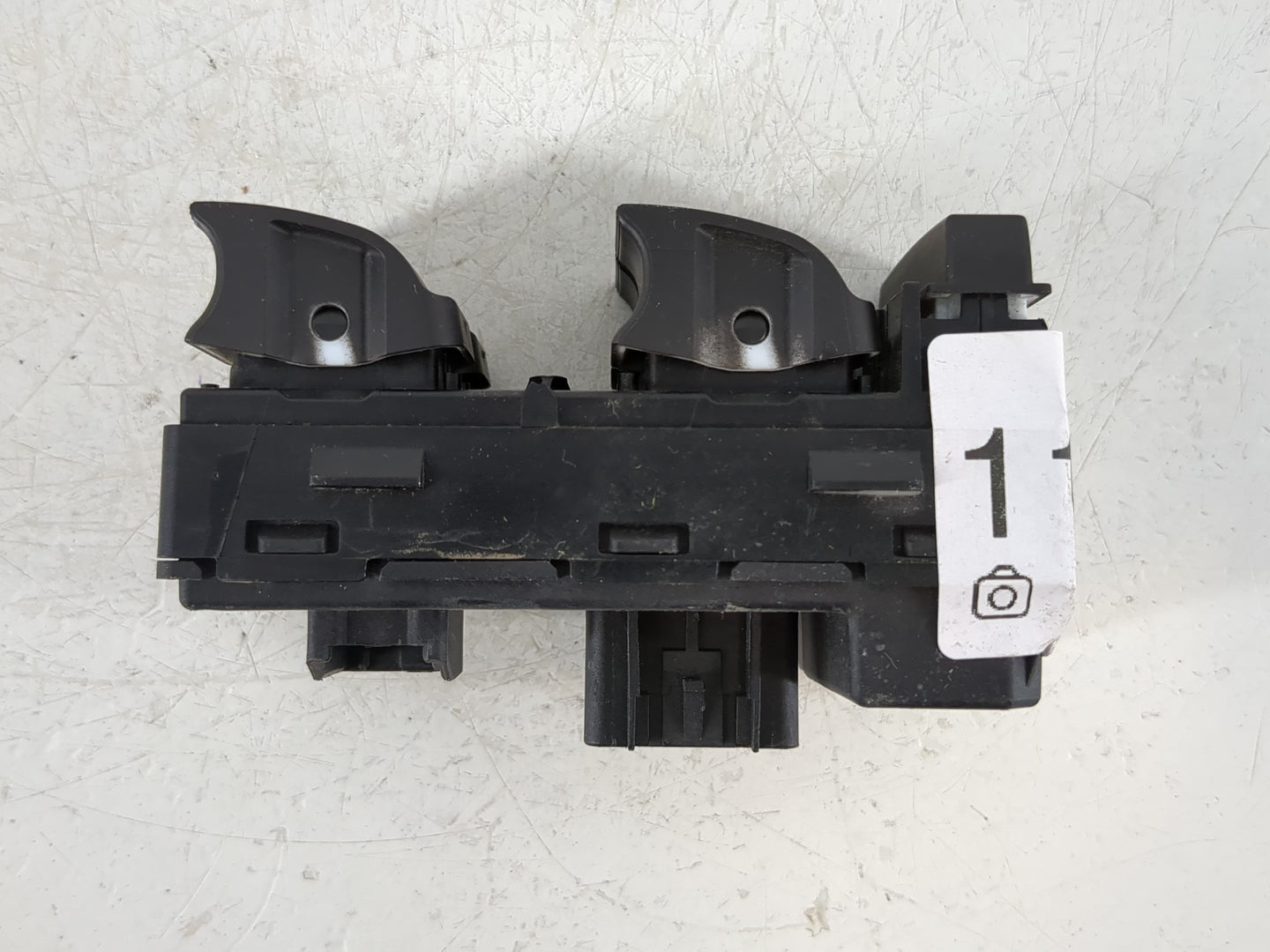 2007-2013 Gmc Sierra 1500 Master Power Window Switch Replacement Driver Side Left P/N:20945129 Fits OEM Used Auto Parts - Oe