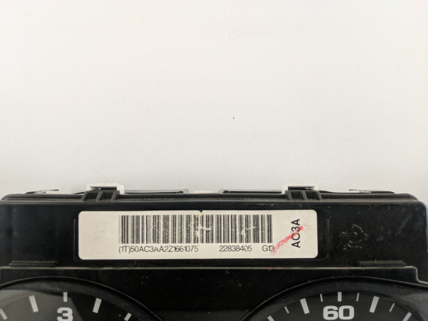 2007-2013 Gmc Sierra 1500 Instrument Cluster Speedometer Gauges P/N:22838405 Fits Fits 2007 2008 2009 2010 2011 2012 2013 OE