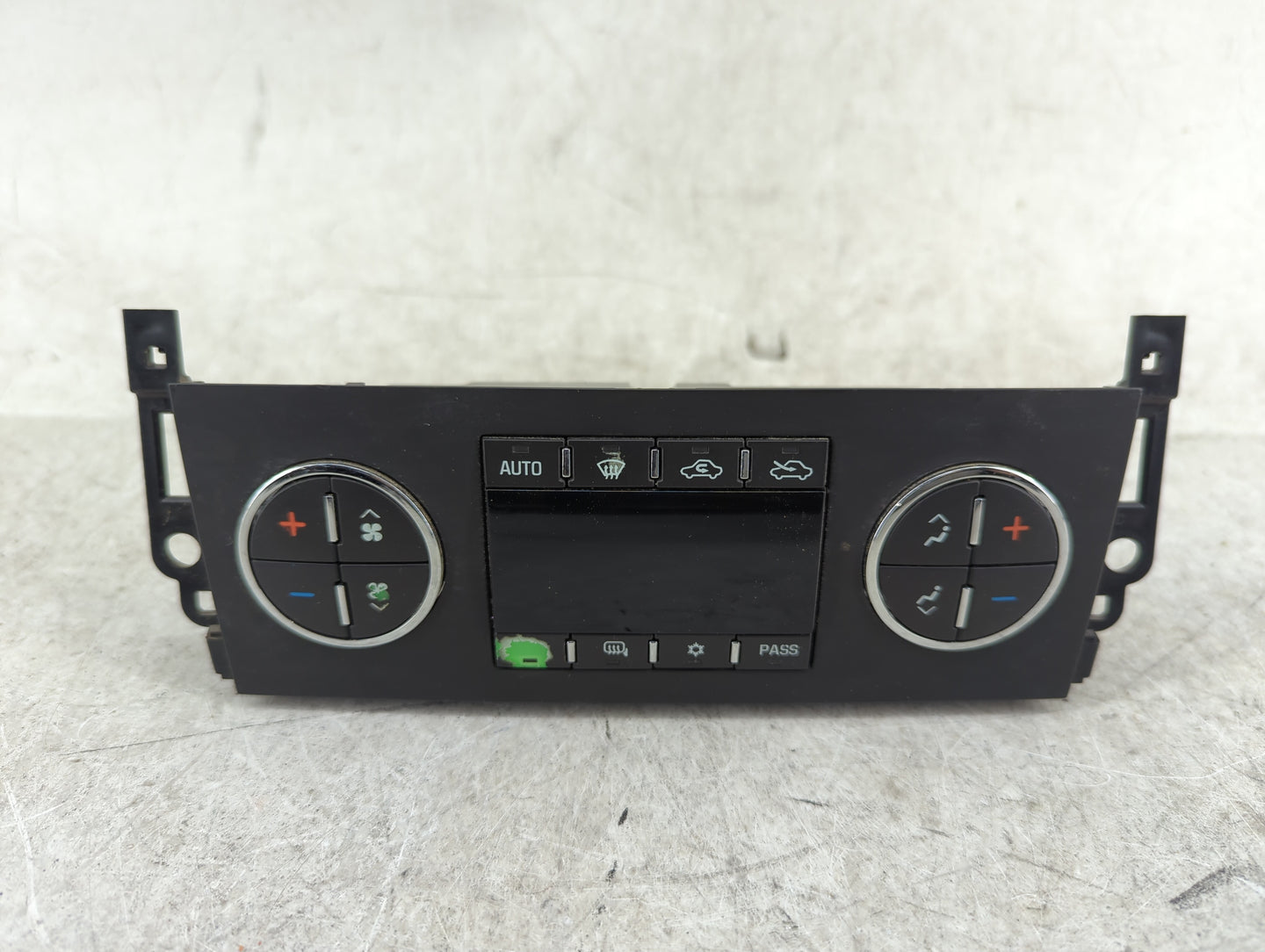 2012-2013 Gmc Sierra 1500 Climate Control Module Temperature AC/Heater Replacement P/N:20921713 Fits Fits 2012 2013 2014 OEM