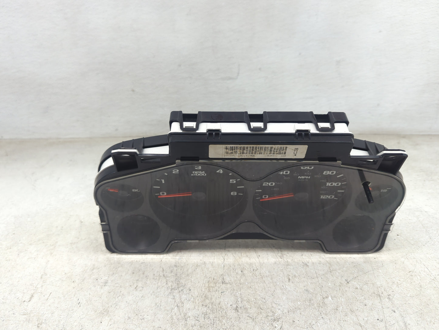 2007-2013 Gmc Sierra 1500 Instrument Cluster Speedometer Gauges P/N:22838405 Miles:84K Fits OEM Used Auto Parts - Oemusedaut