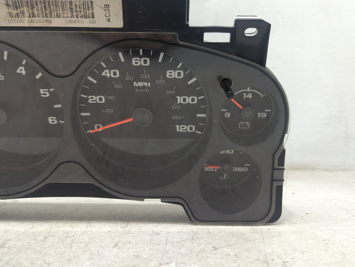 2007-2013 Gmc Sierra 1500 Instrument Cluster Speedometer Gauges P/N:22838405 Miles:84K Fits OEM Used Auto Parts - Oemusedaut