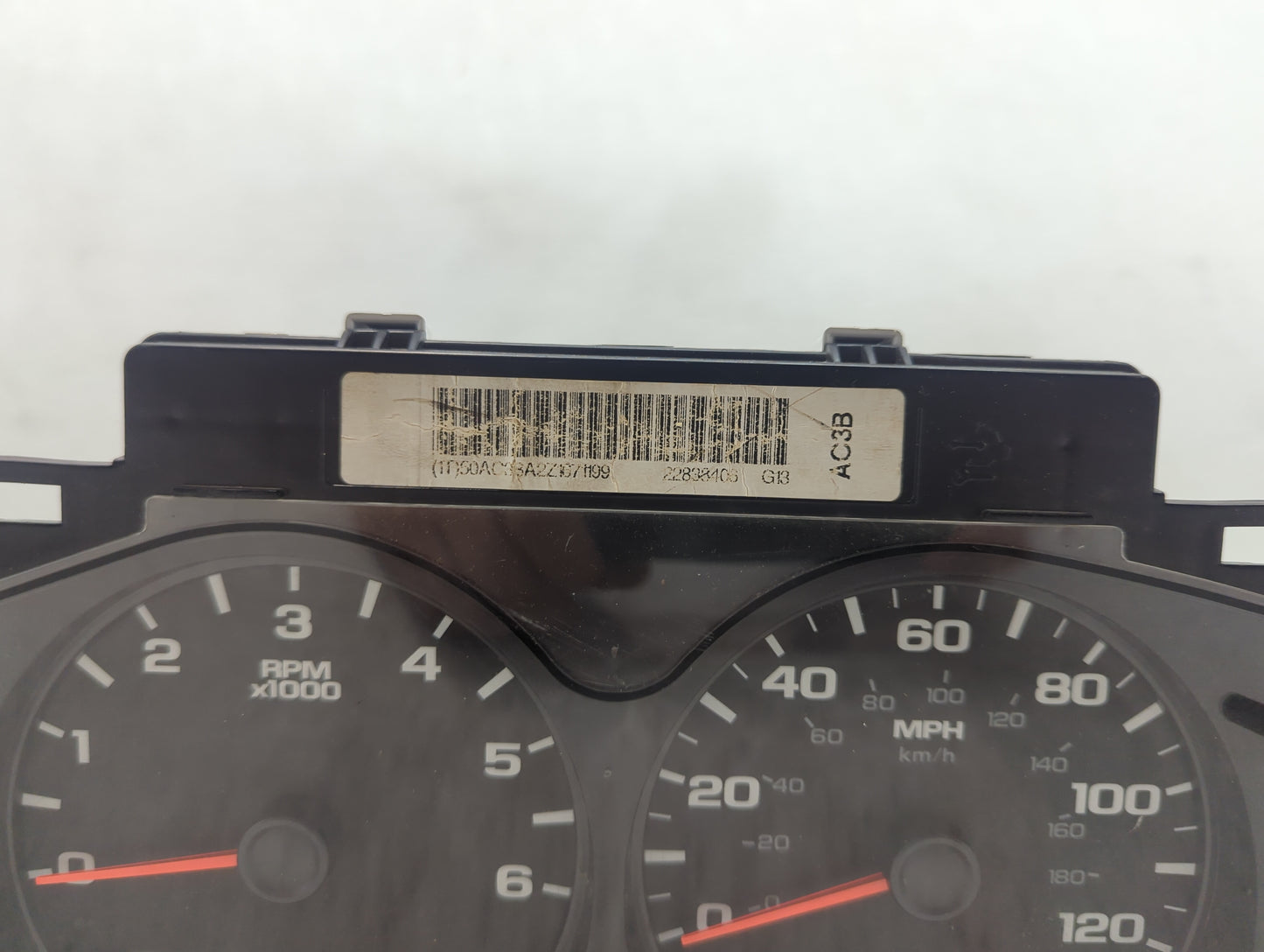 2007-2013 Gmc Sierra 1500 Instrument Cluster Speedometer Gauges P/N:22838405 Miles:84K Fits OEM Used Auto Parts - Oemusedaut