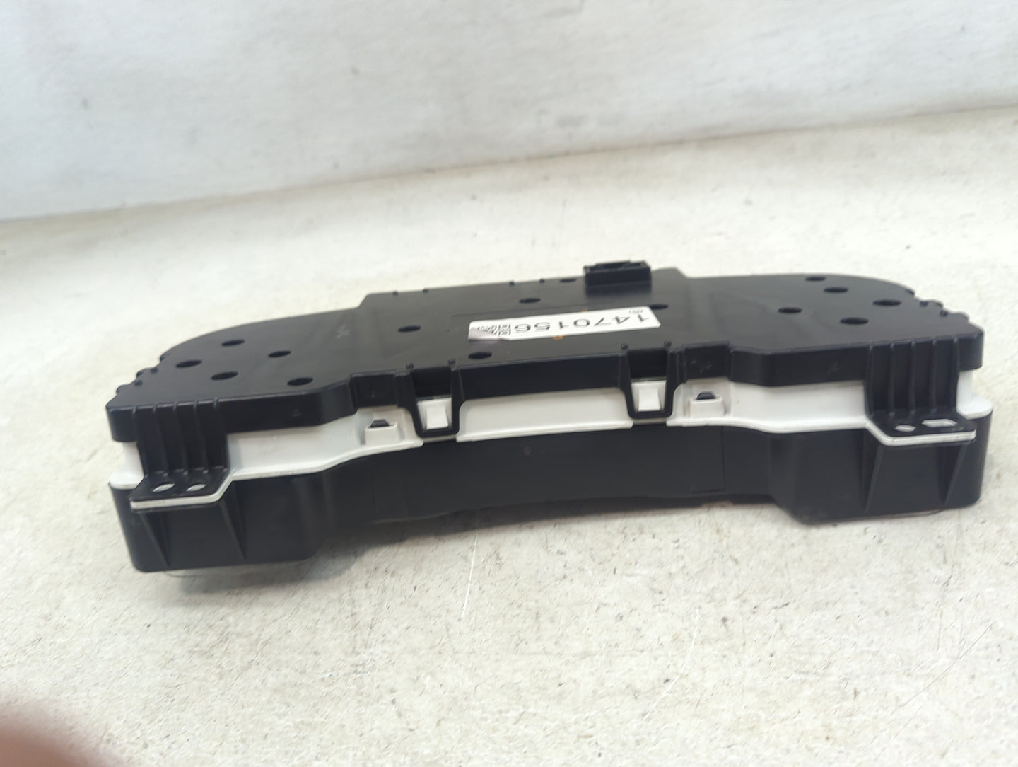 2007-2013 Gmc Sierra 1500 Instrument Cluster Speedometer Gauges P/N:22838405 Miles:84K Fits OEM Used Auto Parts - Oemusedaut