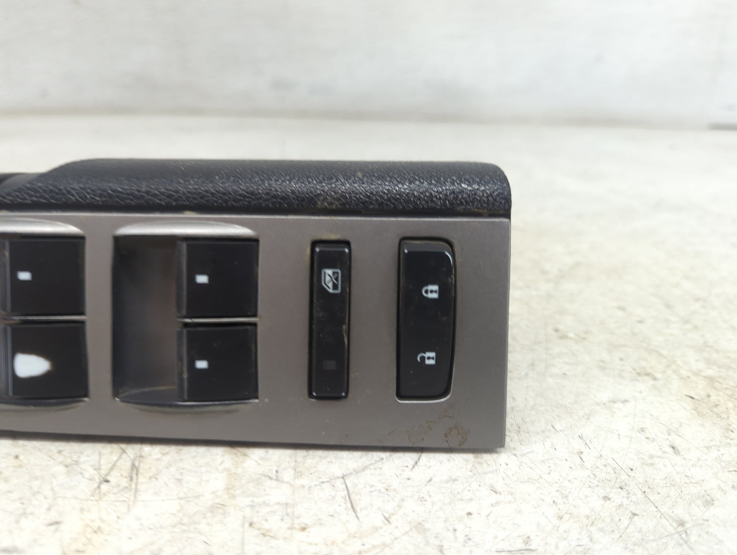2013 Gmc Sierra 1500 Master Power Window Switch Replacement Driver Side Left P/N:20922511 Fits OEM Used Auto Parts - Oemused