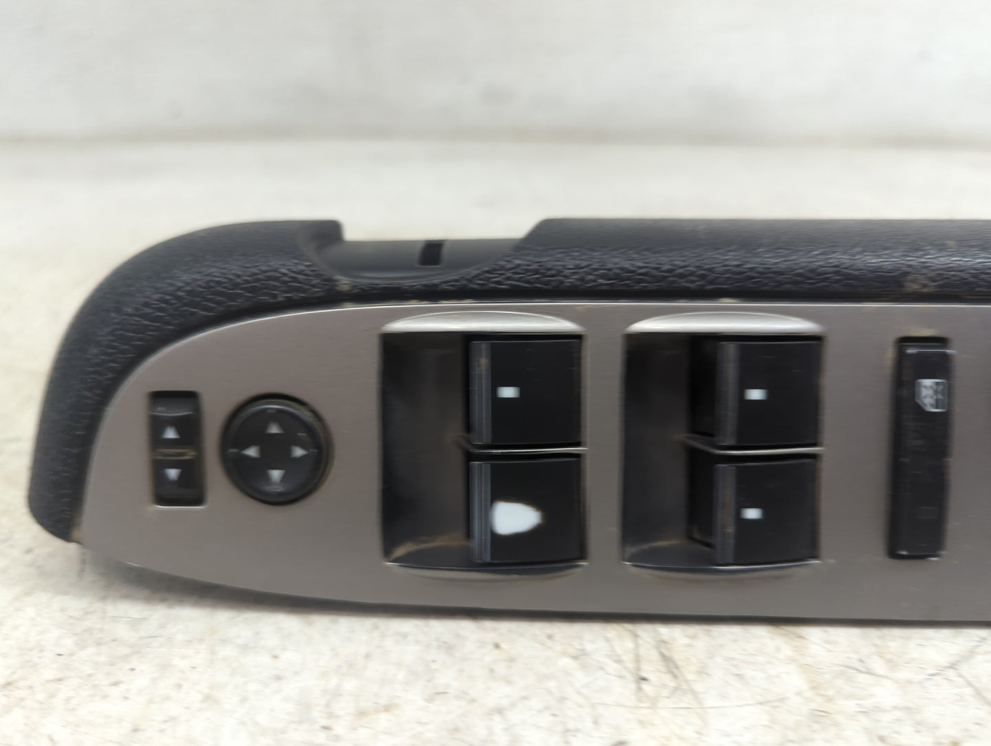 2013 Gmc Sierra 1500 Master Power Window Switch Replacement Driver Side Left P/N:20922511 Fits OEM Used Auto Parts - Oemused