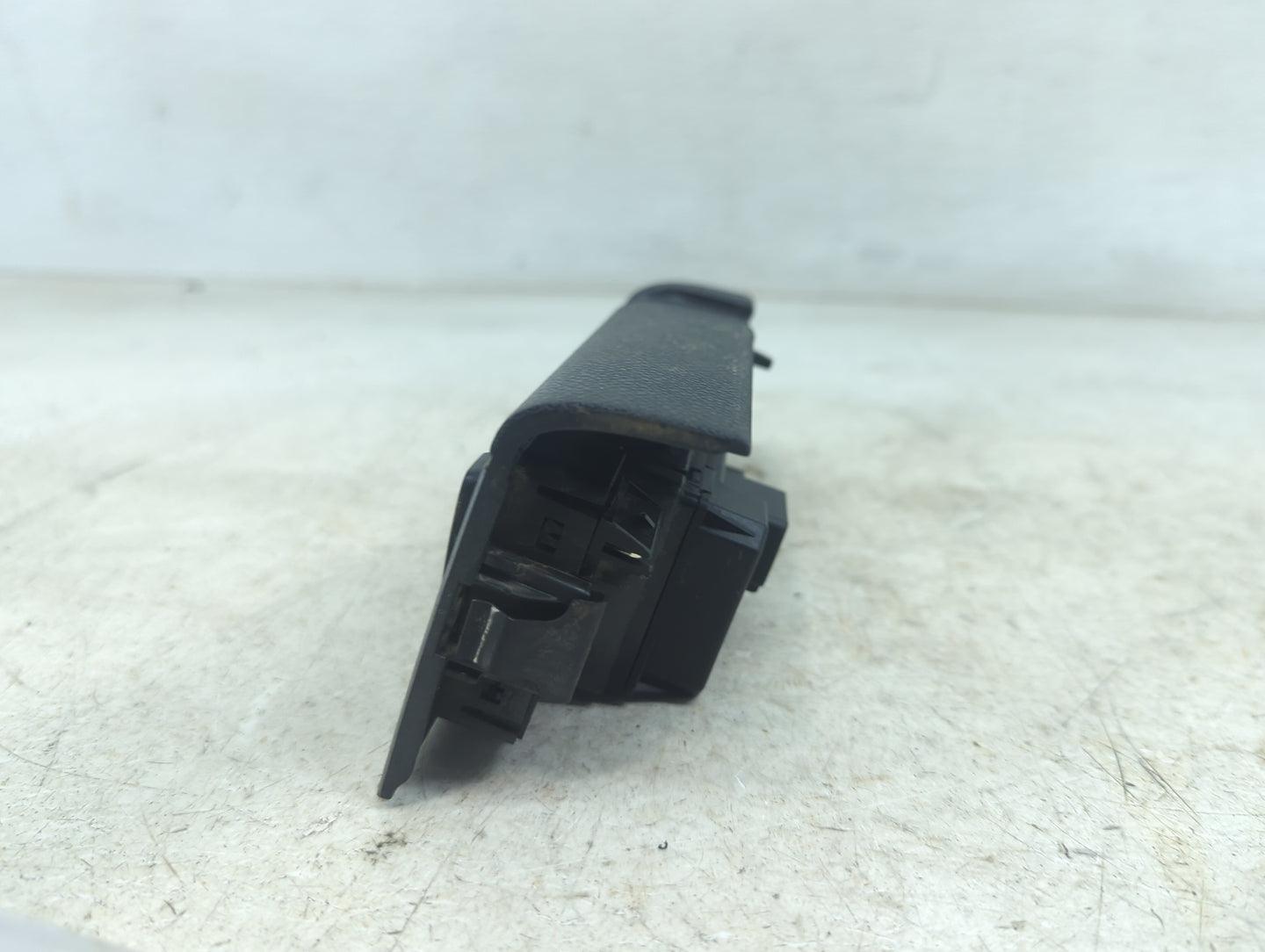 2013 Gmc Sierra 1500 Master Power Window Switch Replacement Driver Side Left P/N:20922511 Fits OEM Used Auto Parts - Oemused
