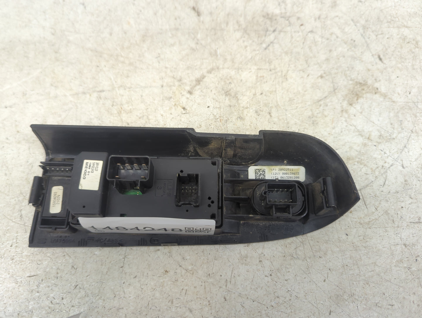 2013 Gmc Sierra 1500 Master Power Window Switch Replacement Driver Side Left P/N:20922511 Fits OEM Used Auto Parts - Oemused