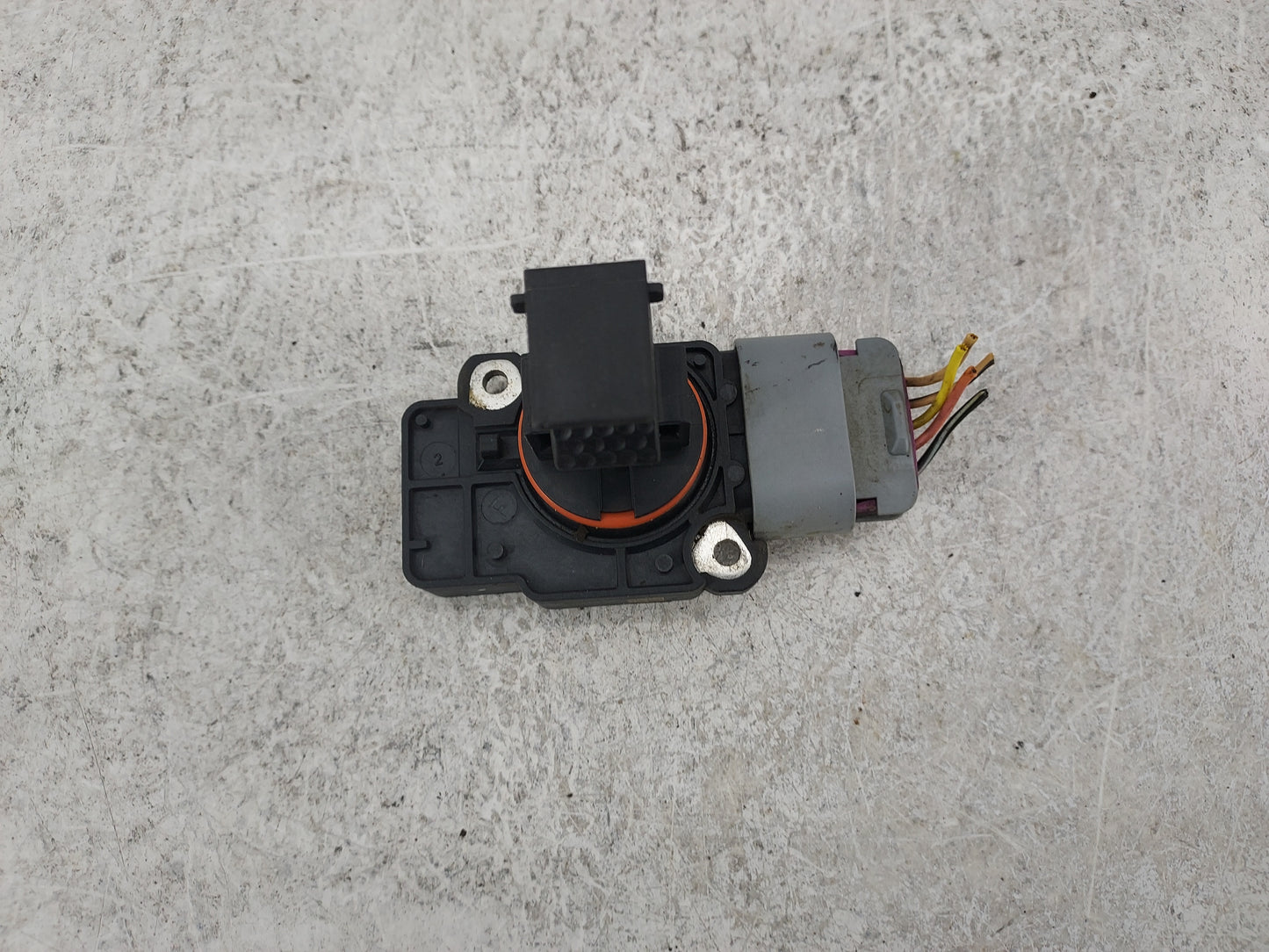 2009-2013 Gmc Sierra 1500 Mass Air Flow Meter Maf 1485408 - Oemusedautoparts1.com