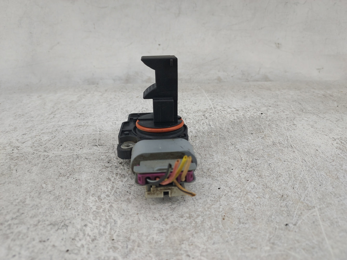 2009-2013 Gmc Sierra 1500 Mass Air Flow Meter Maf 1485408 - Oemusedautoparts1.com