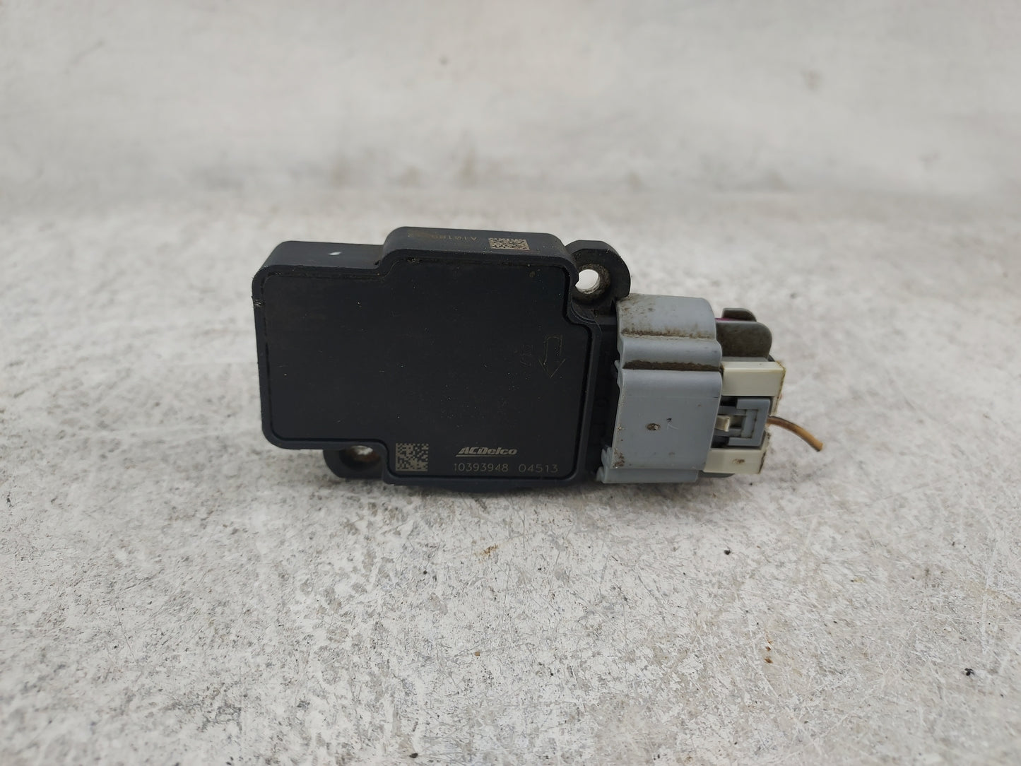 2009-2013 Gmc Sierra 1500 Mass Air Flow Meter Maf 1485408 - Oemusedautoparts1.com