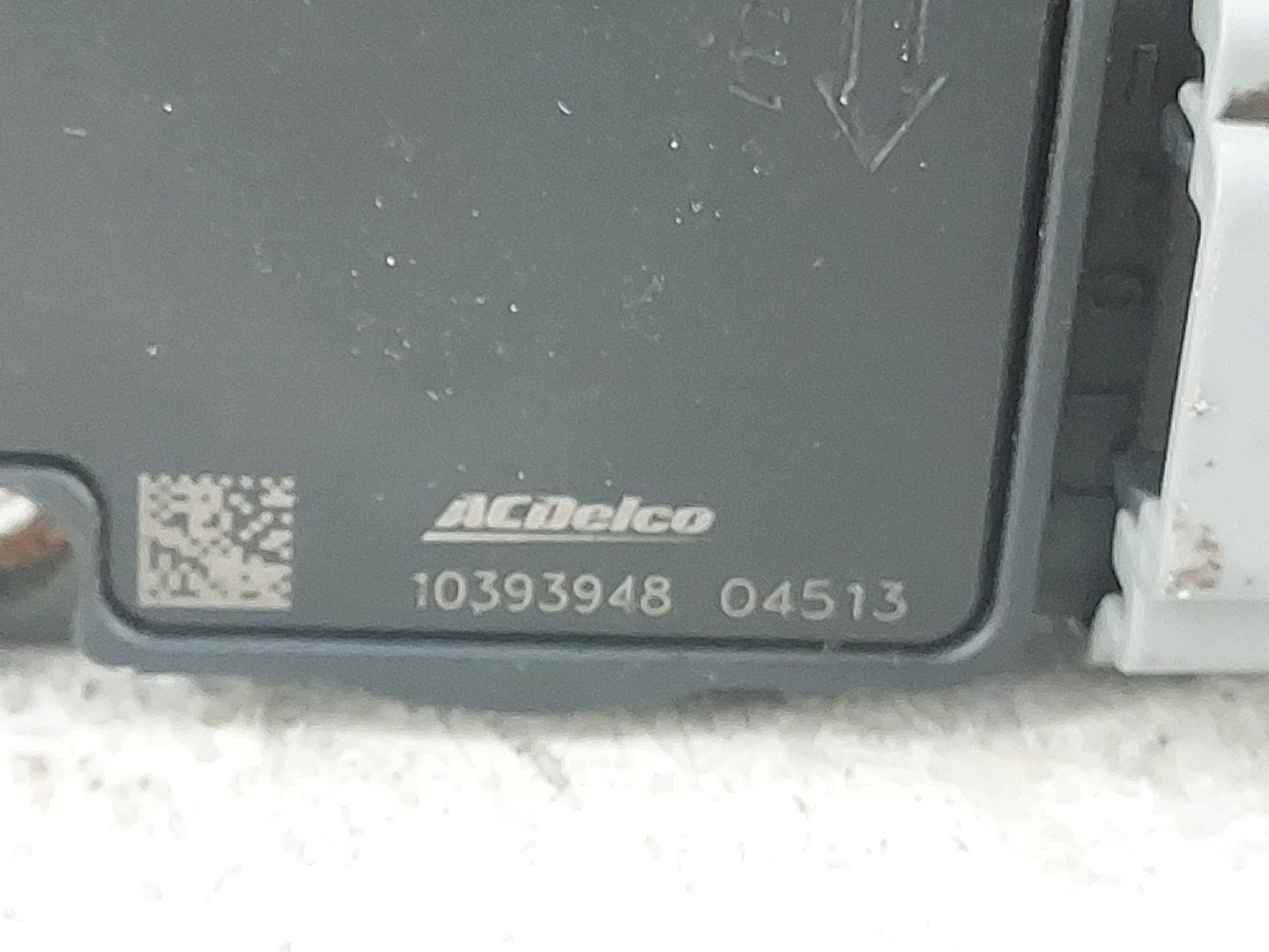 2009-2013 Gmc Sierra 1500 Mass Air Flow Meter Maf 1485408 - Oemusedautoparts1.com